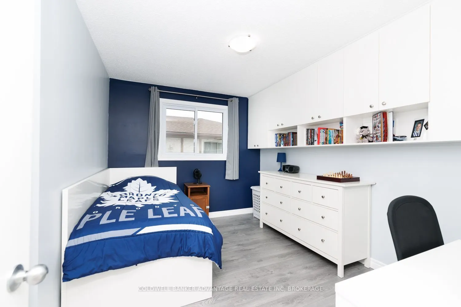 27 CHANTAL Court