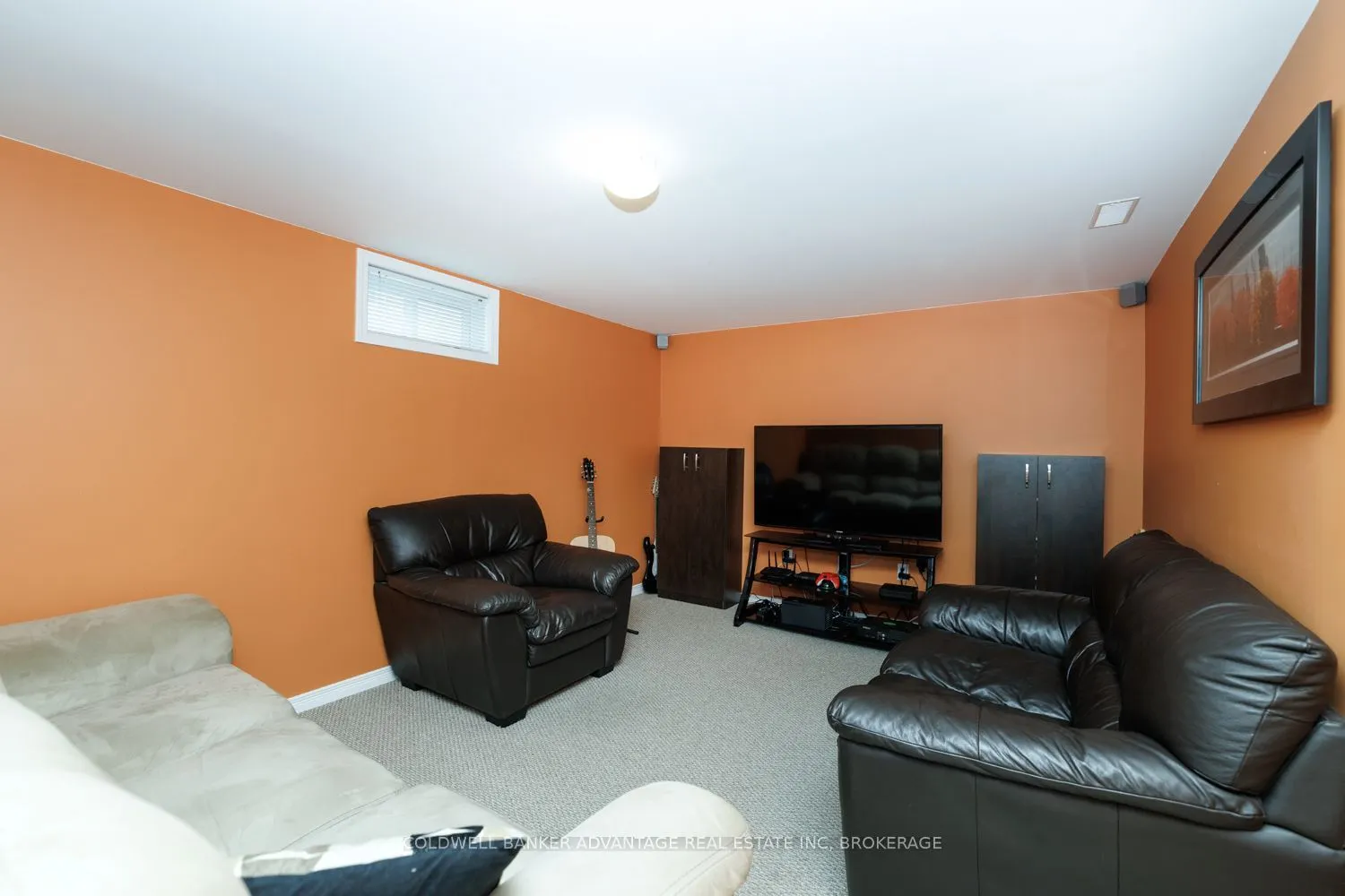 27 CHANTAL Court
