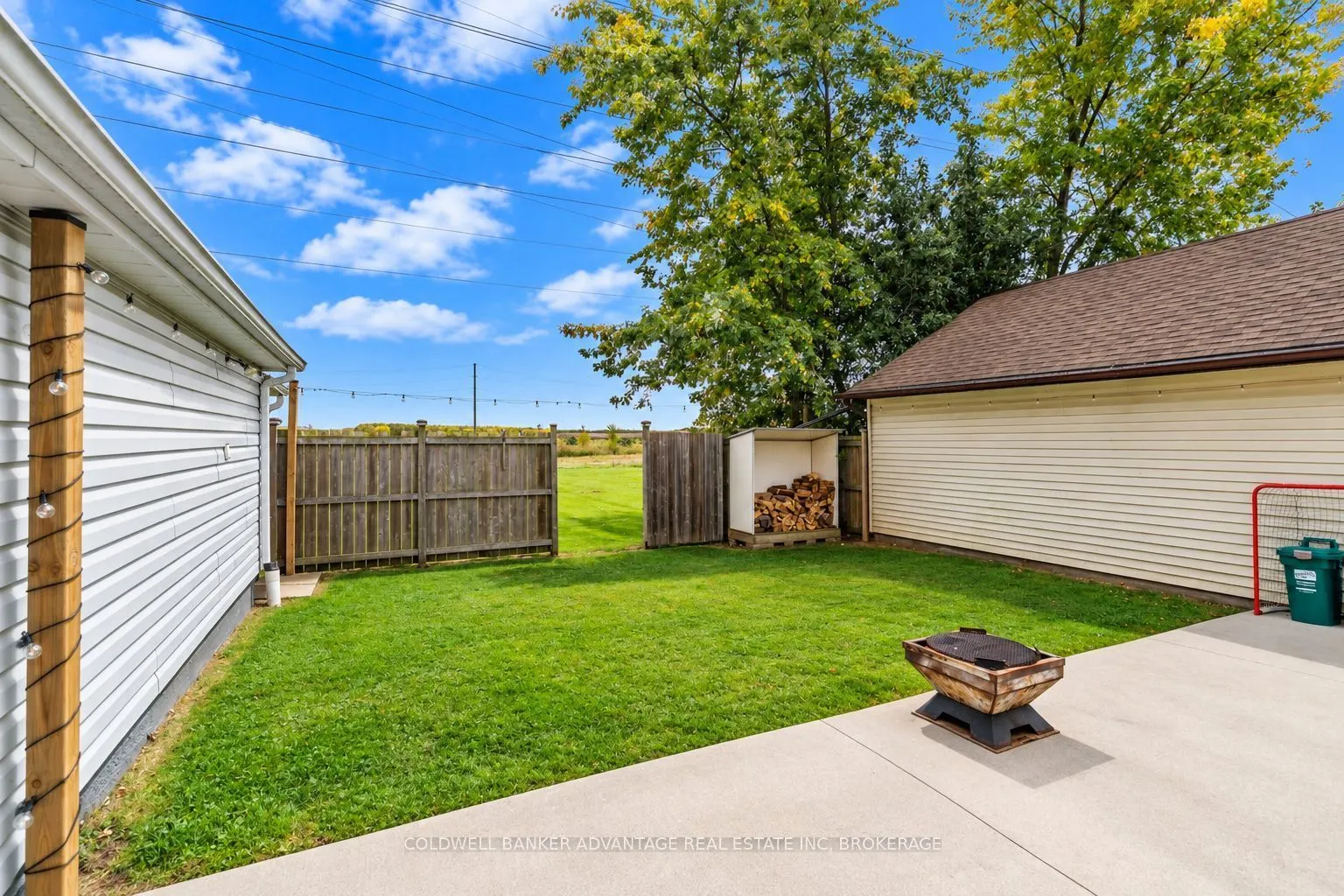 27 CHANTAL Court