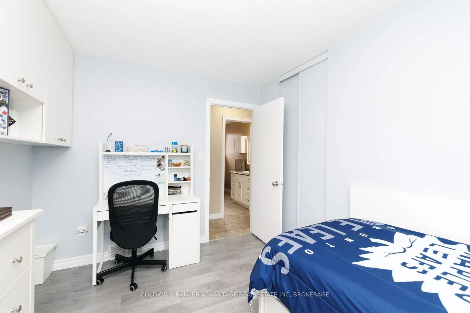 27 CHANTAL Court