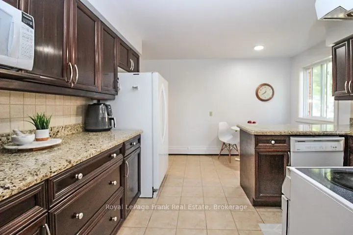1561 Cherryhill Road
