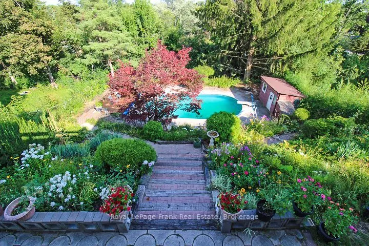 1561 Cherryhill Road