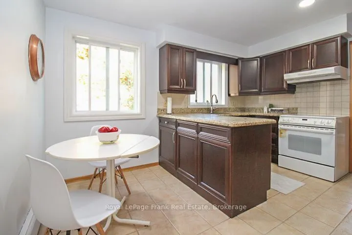 1561 Cherryhill Road