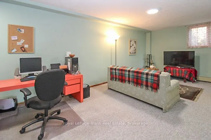 1561 Cherryhill Road
