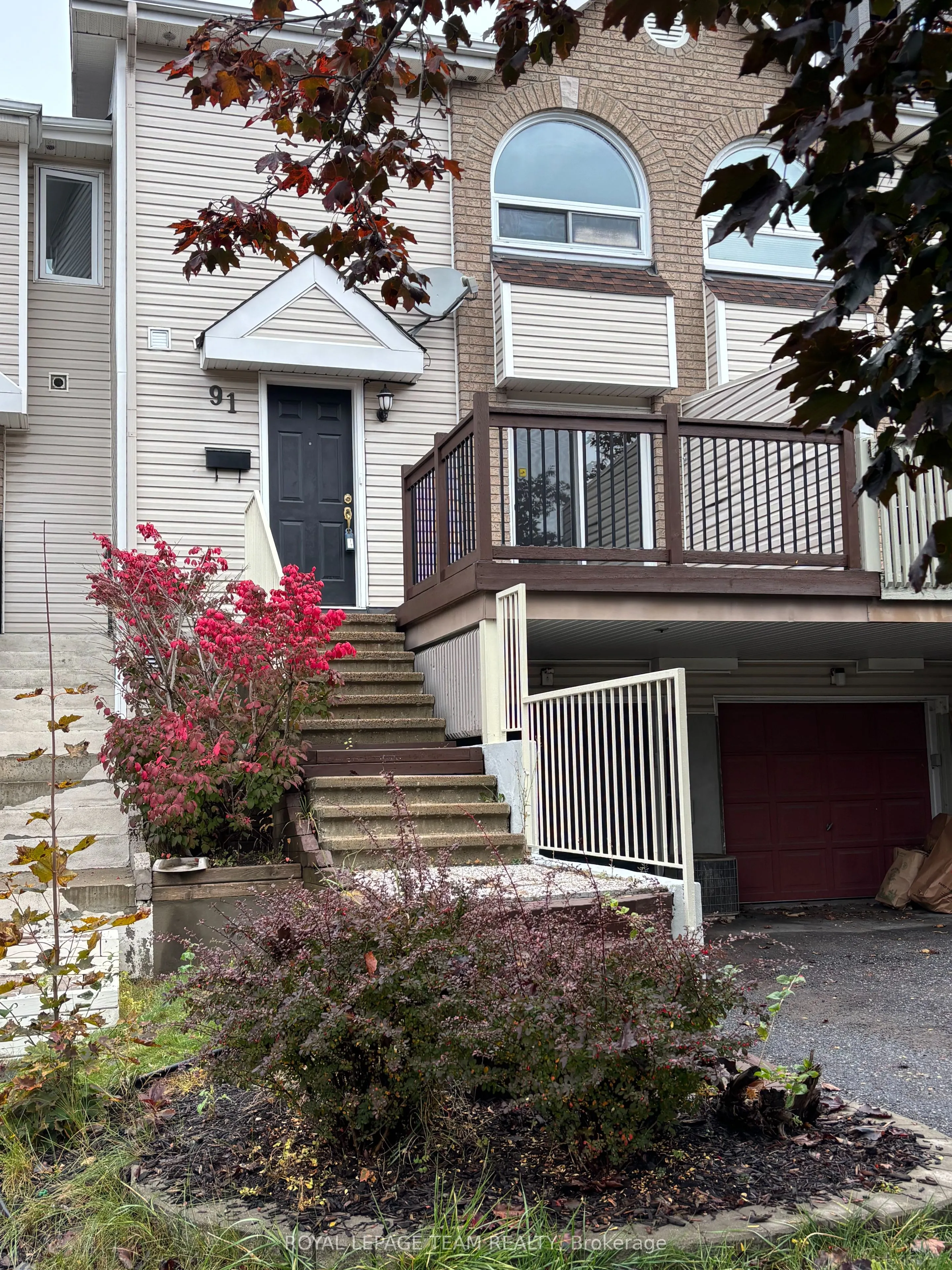 91 Thornbury Crescent