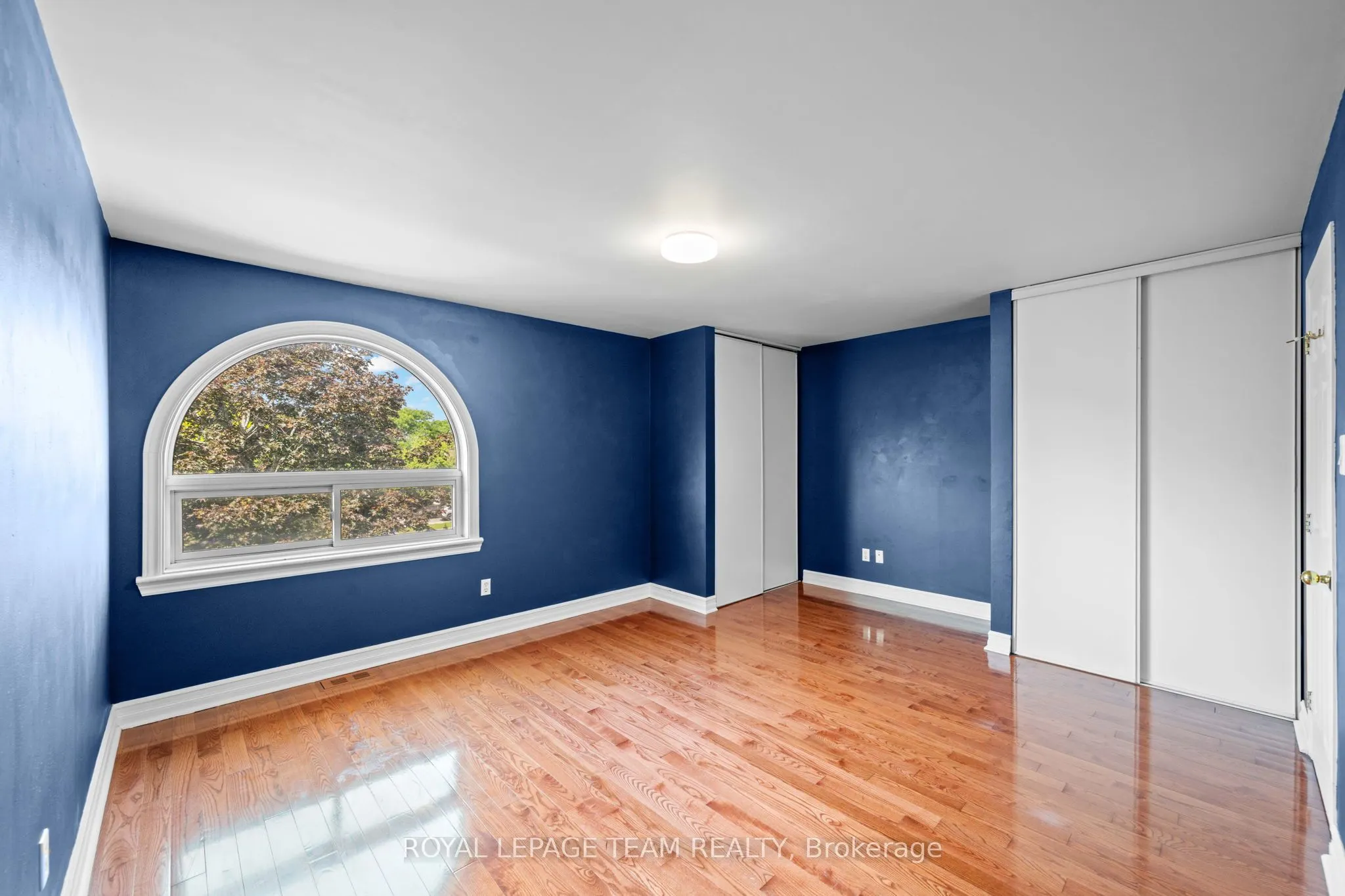 91 Thornbury Crescent