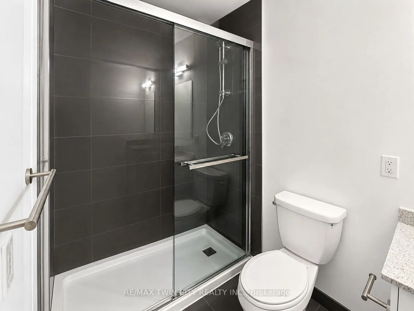30 Francis Street S #3311