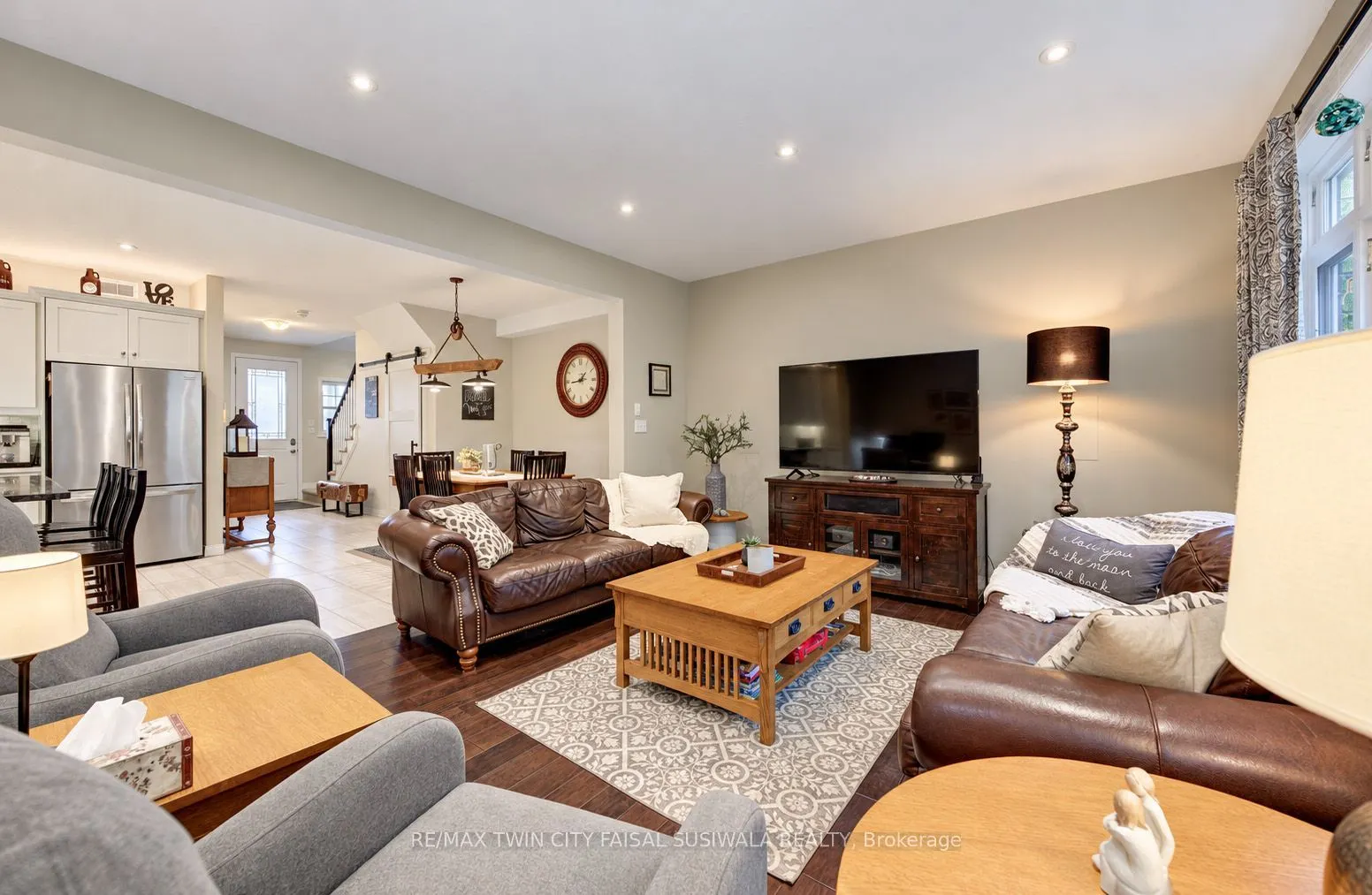 43 Rivertrail Avenue