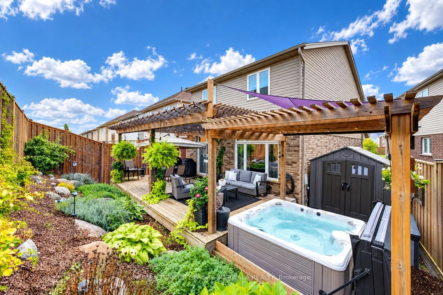 43 Rivertrail Avenue
