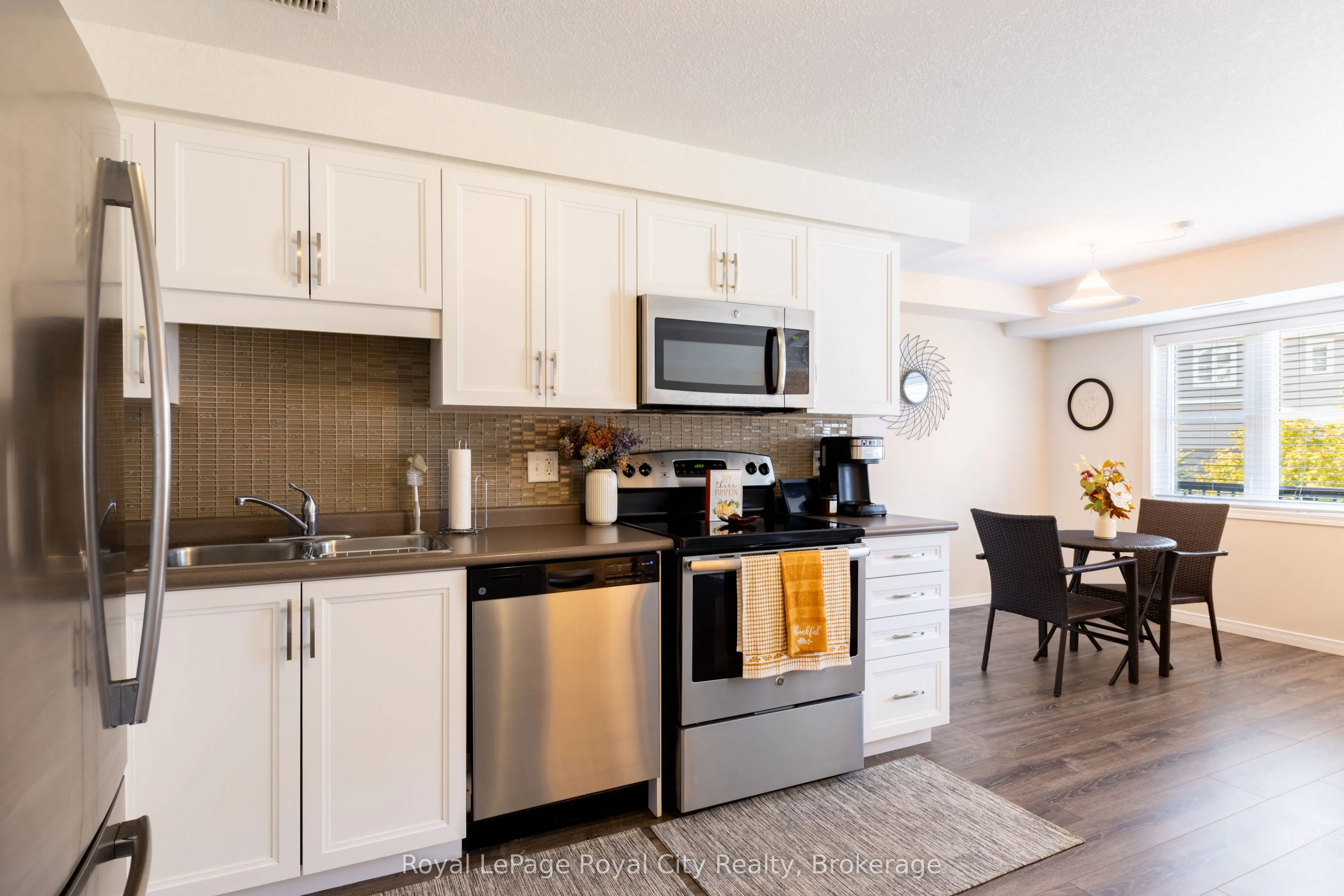 1989 Ottawa Street S #23C