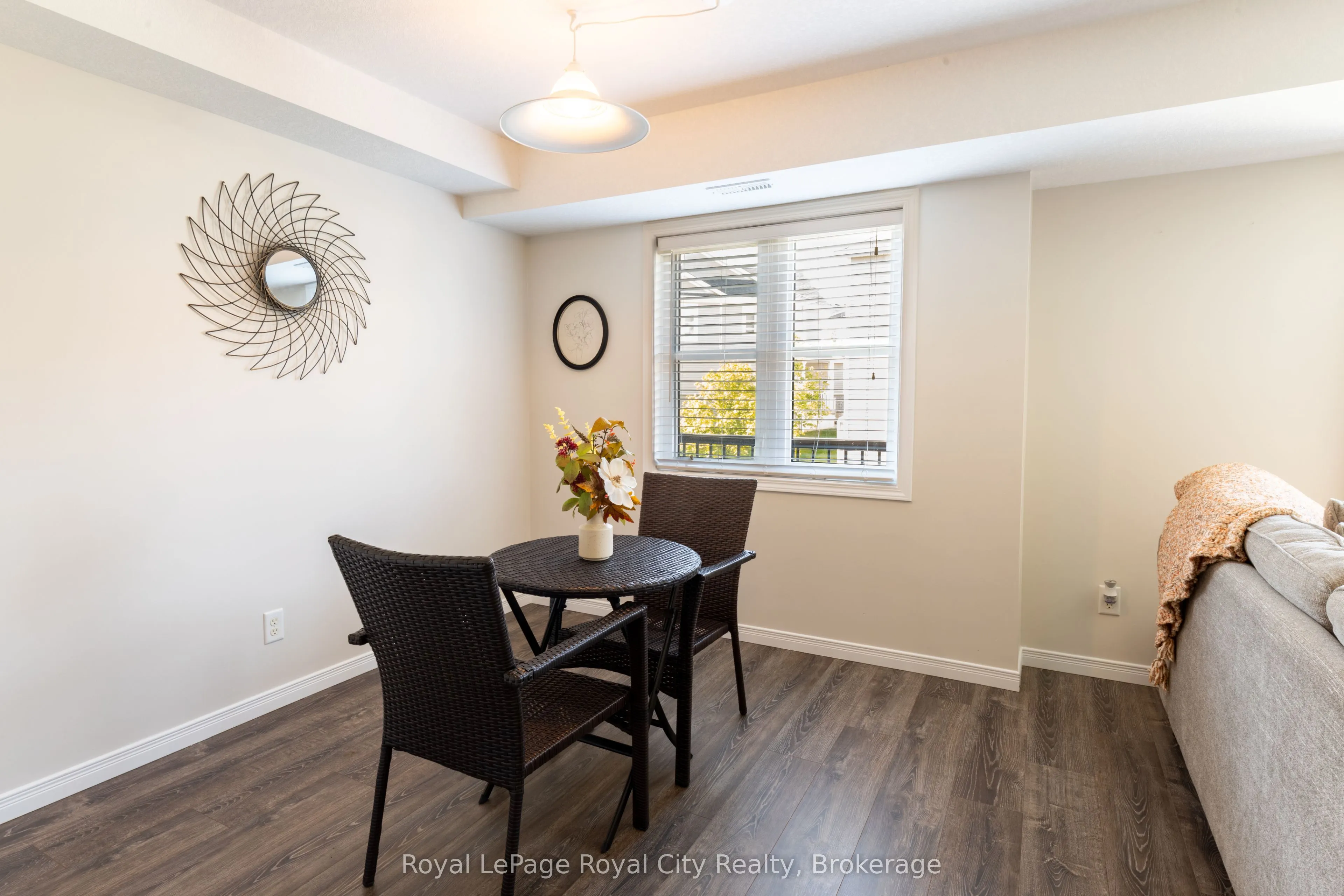 1989 Ottawa Street S #23C