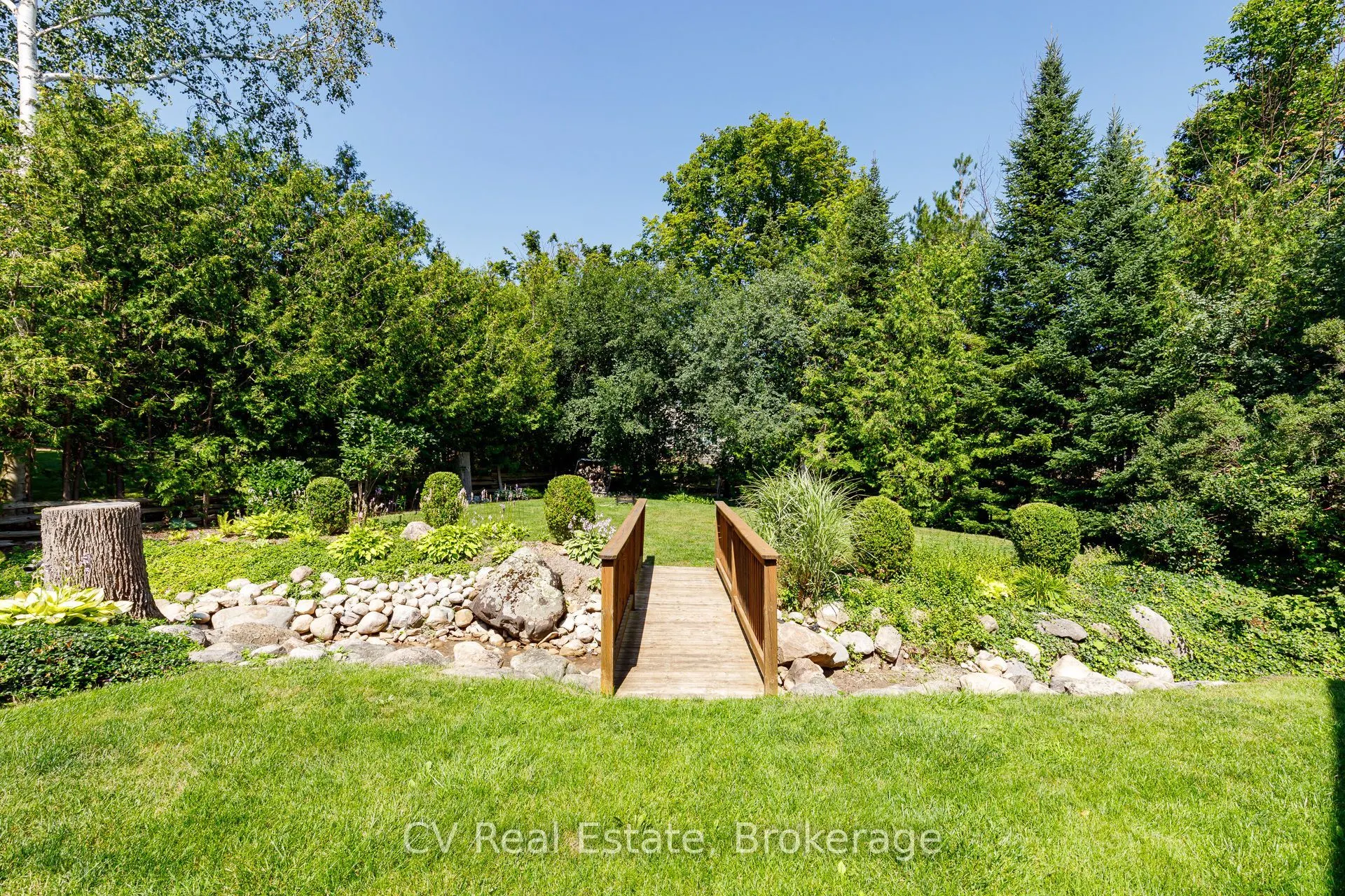 156 Chamonix Crescent