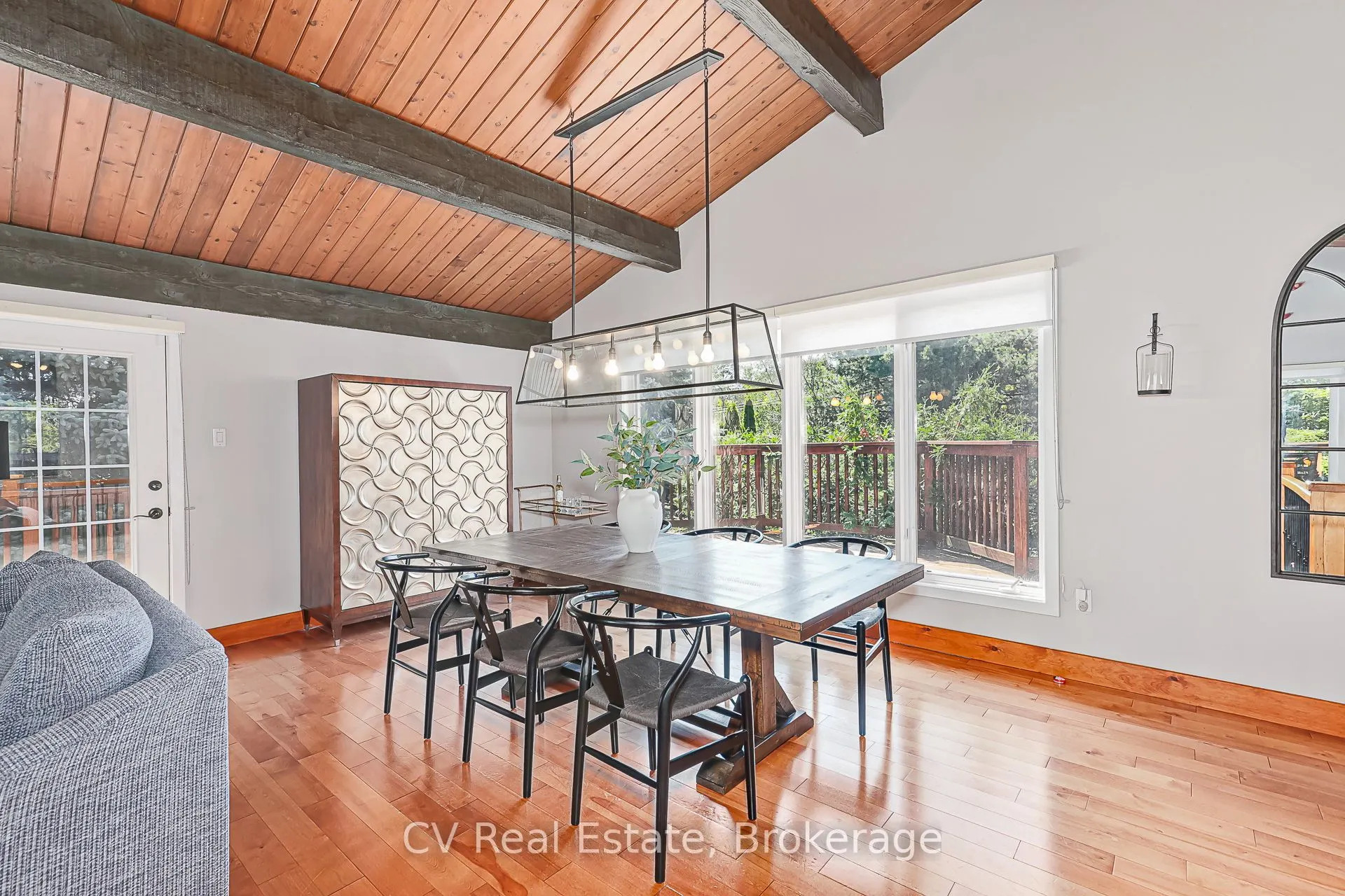 156 Chamonix Crescent