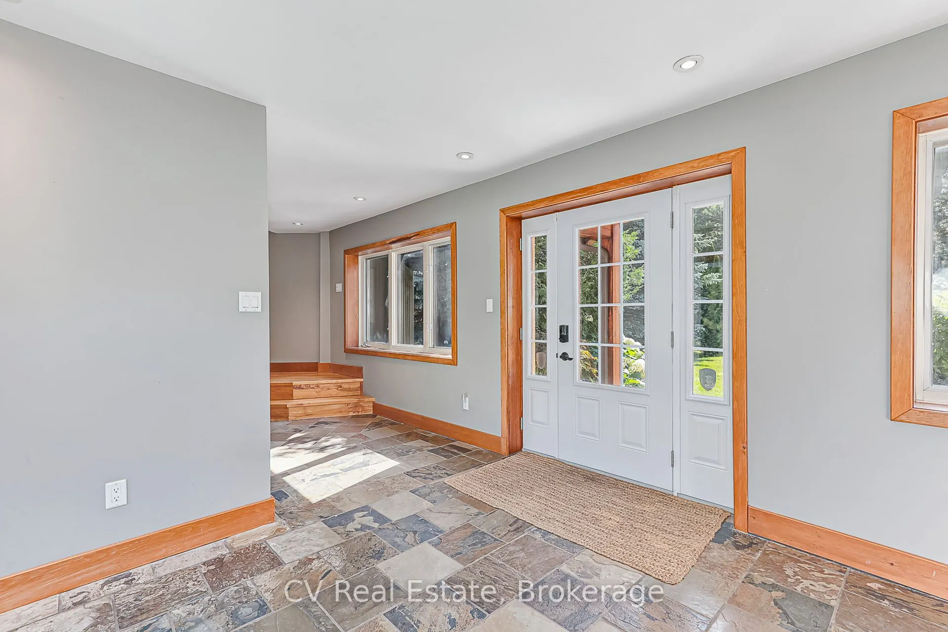 156 Chamonix Crescent