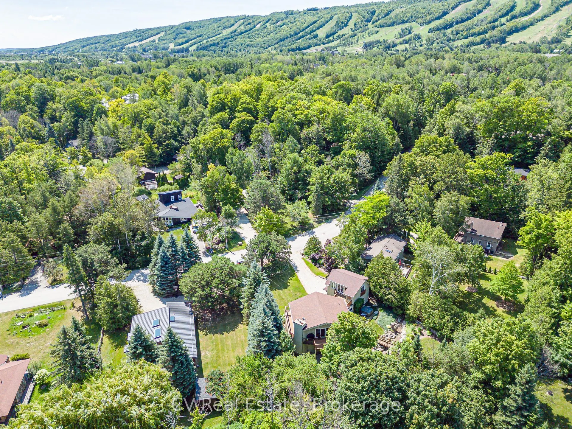 156 Chamonix Crescent