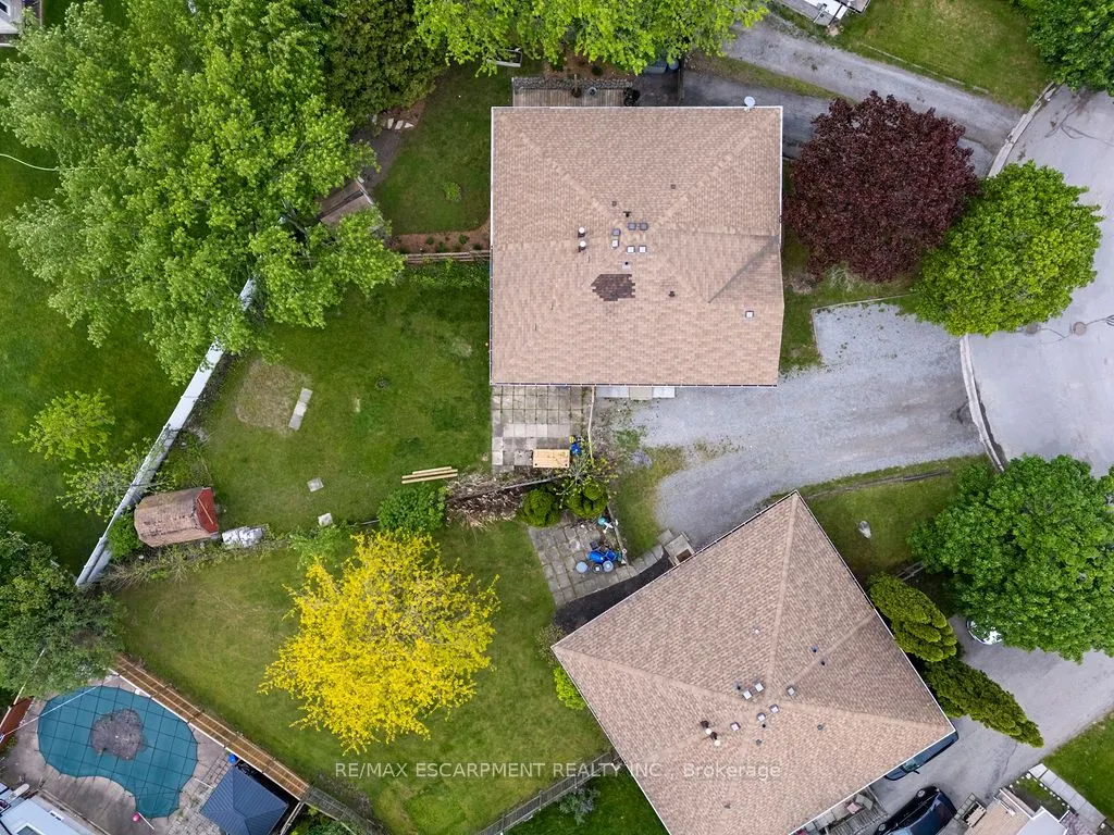 24 TARA Crescent