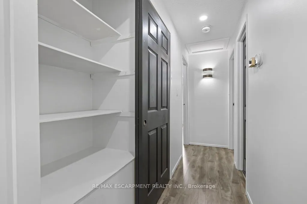 24 TARA Crescent