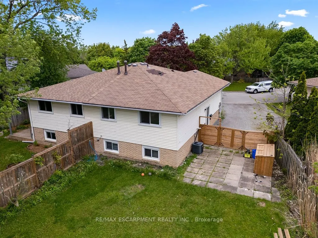 24 TARA Crescent