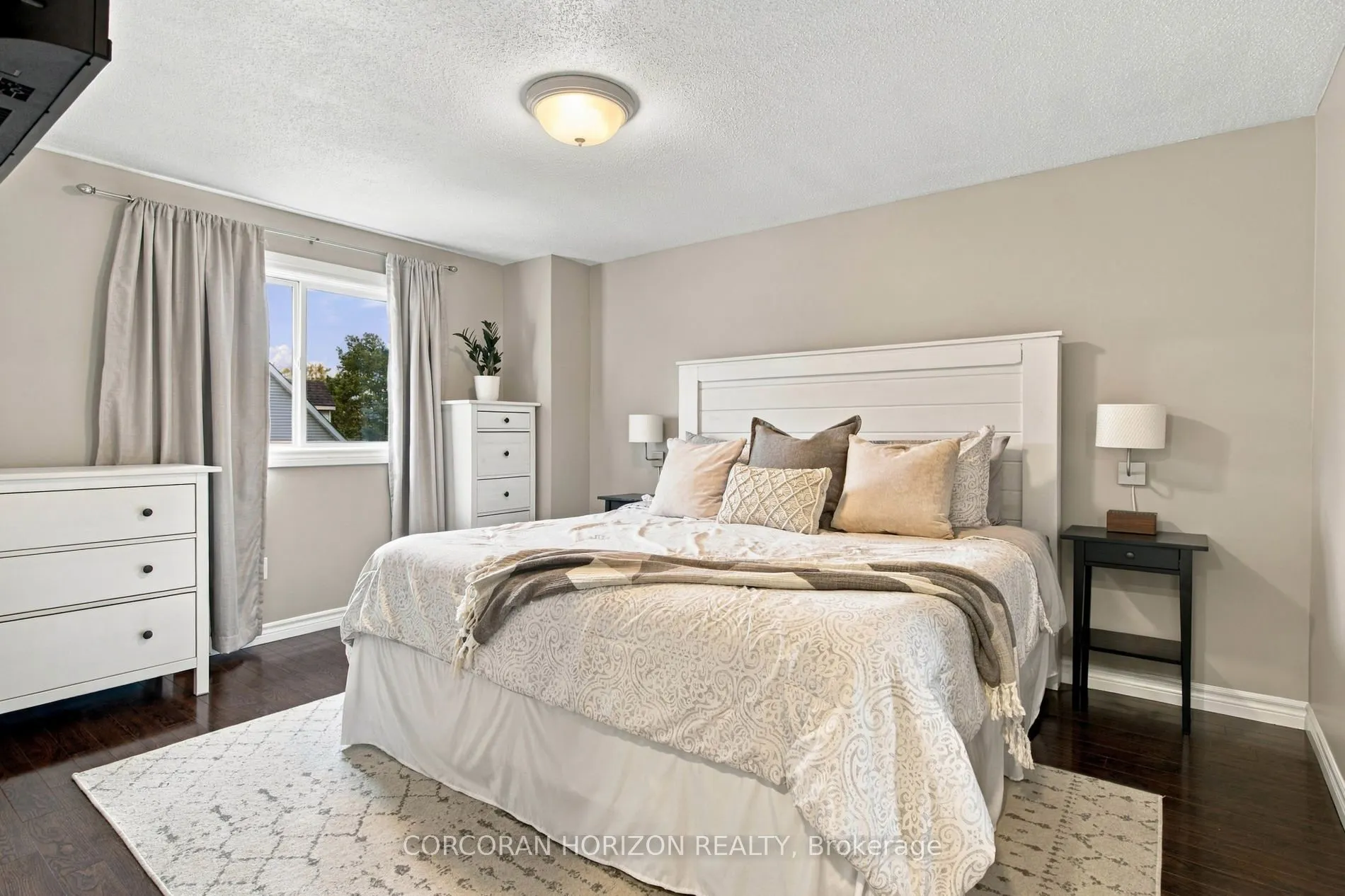 11 Sandalwood Drive