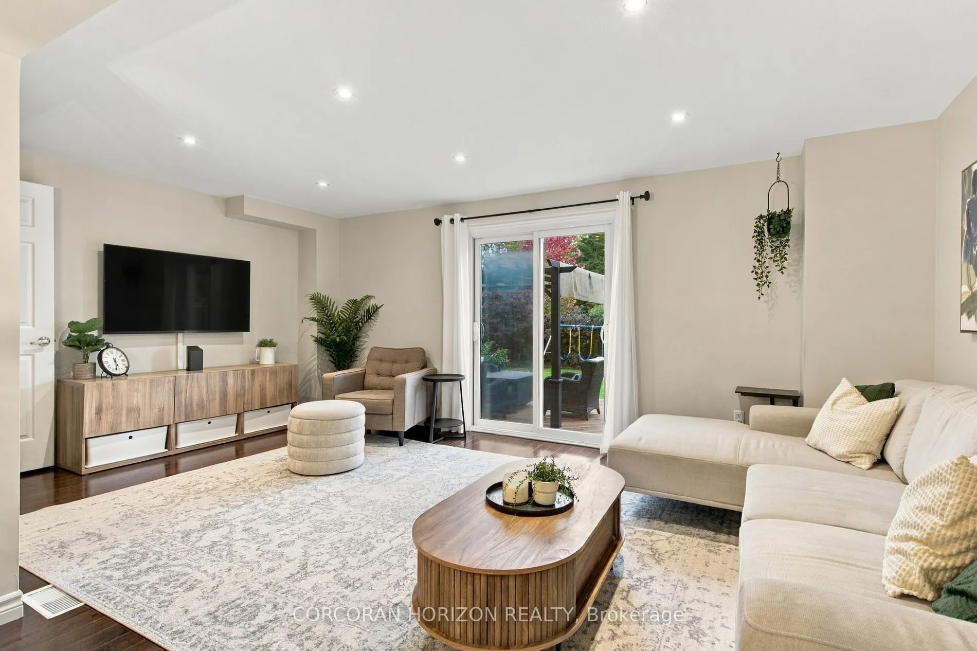 11 Sandalwood Drive