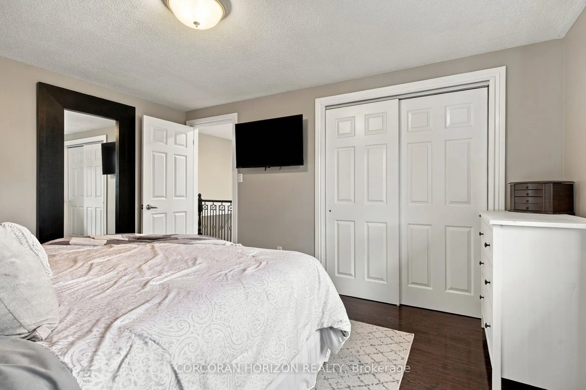 11 Sandalwood Drive