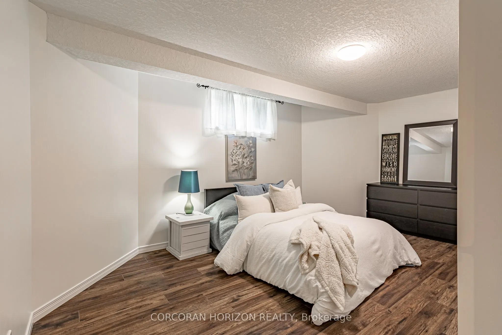 312 Schooner Crescent