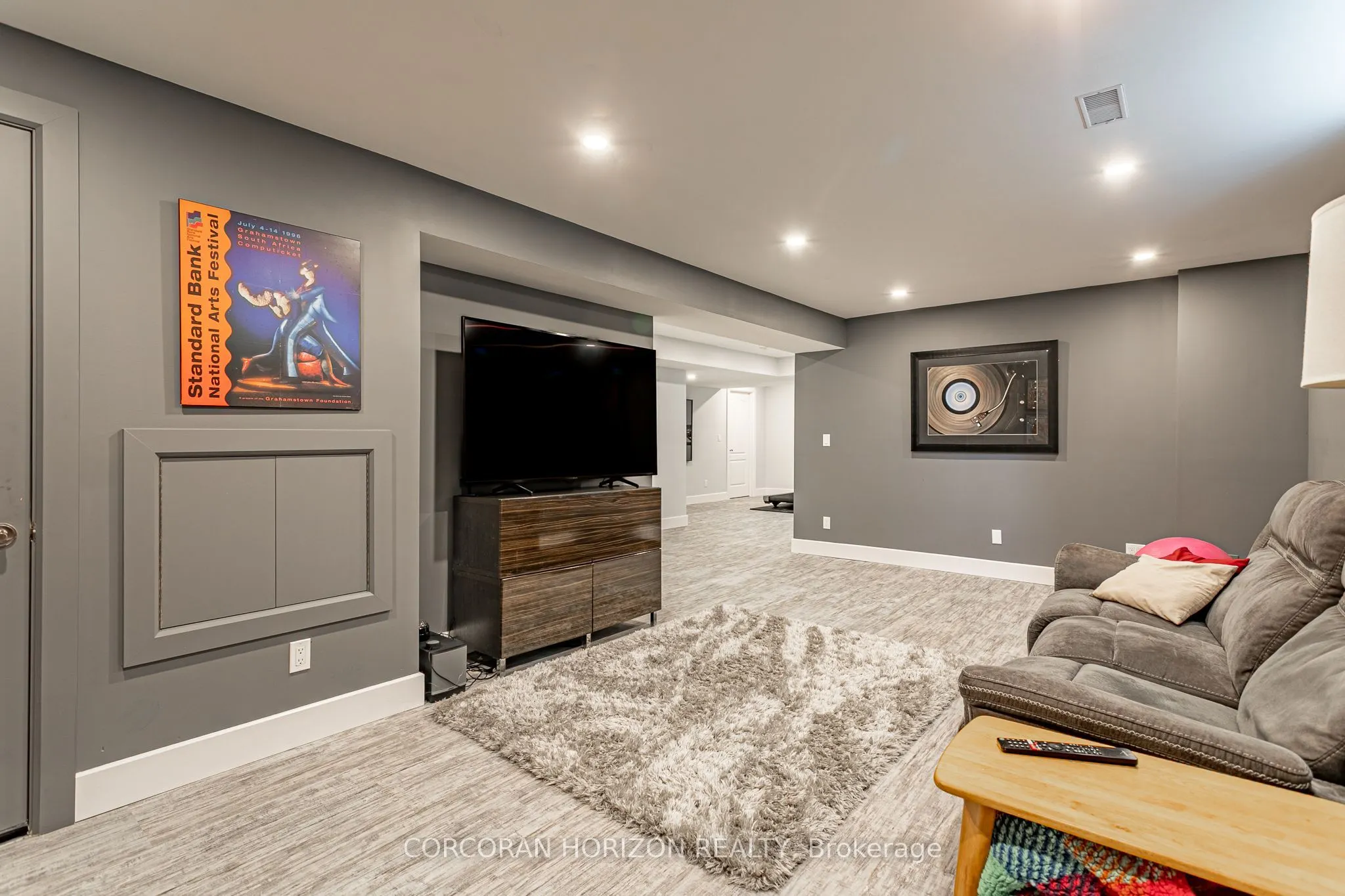 312 Schooner Crescent