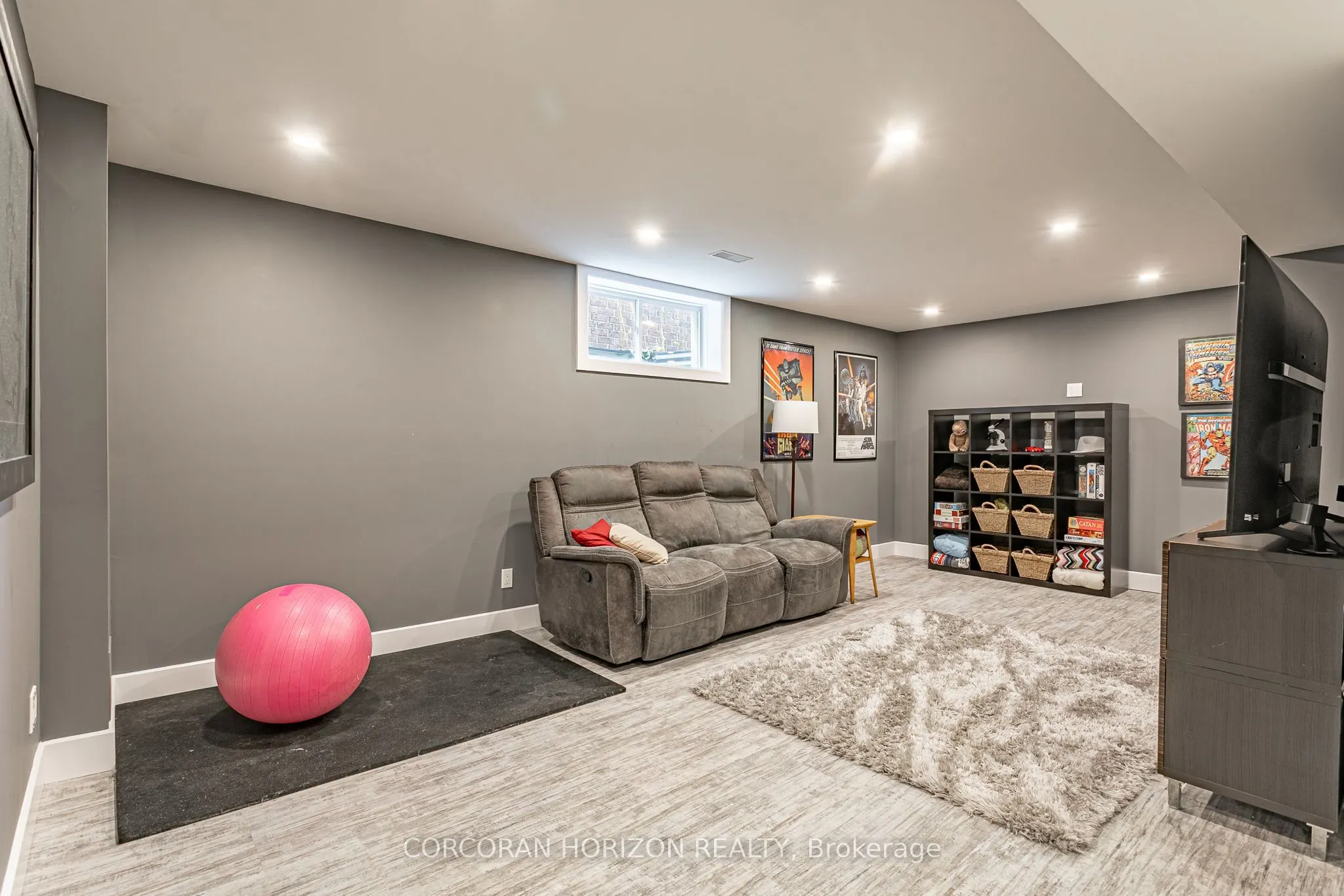 312 Schooner Crescent