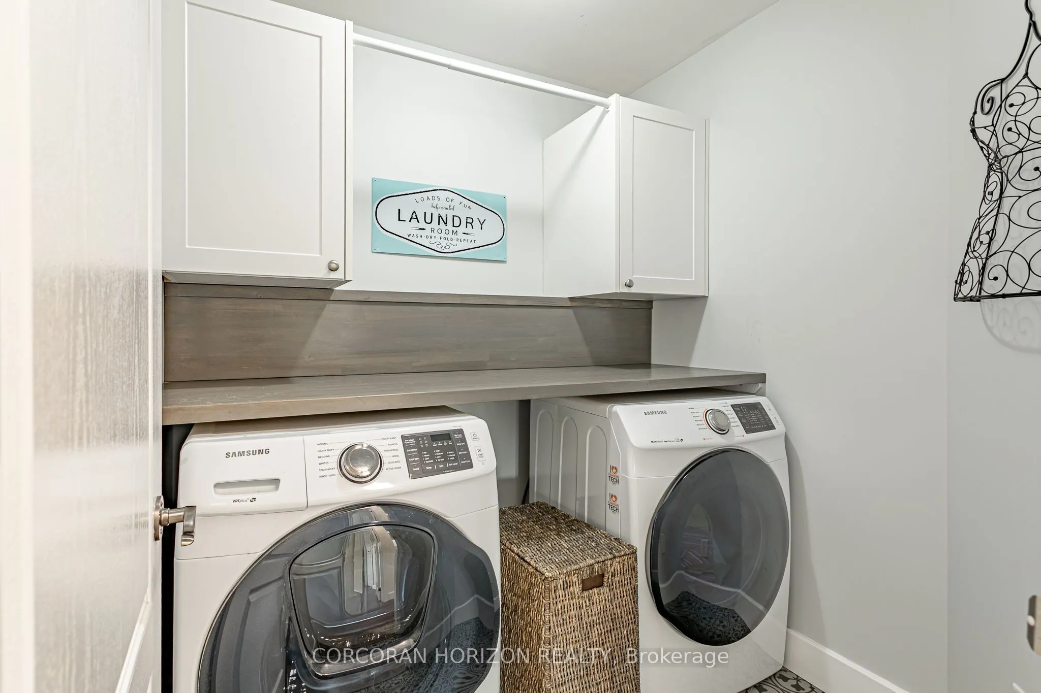 312 Schooner Crescent