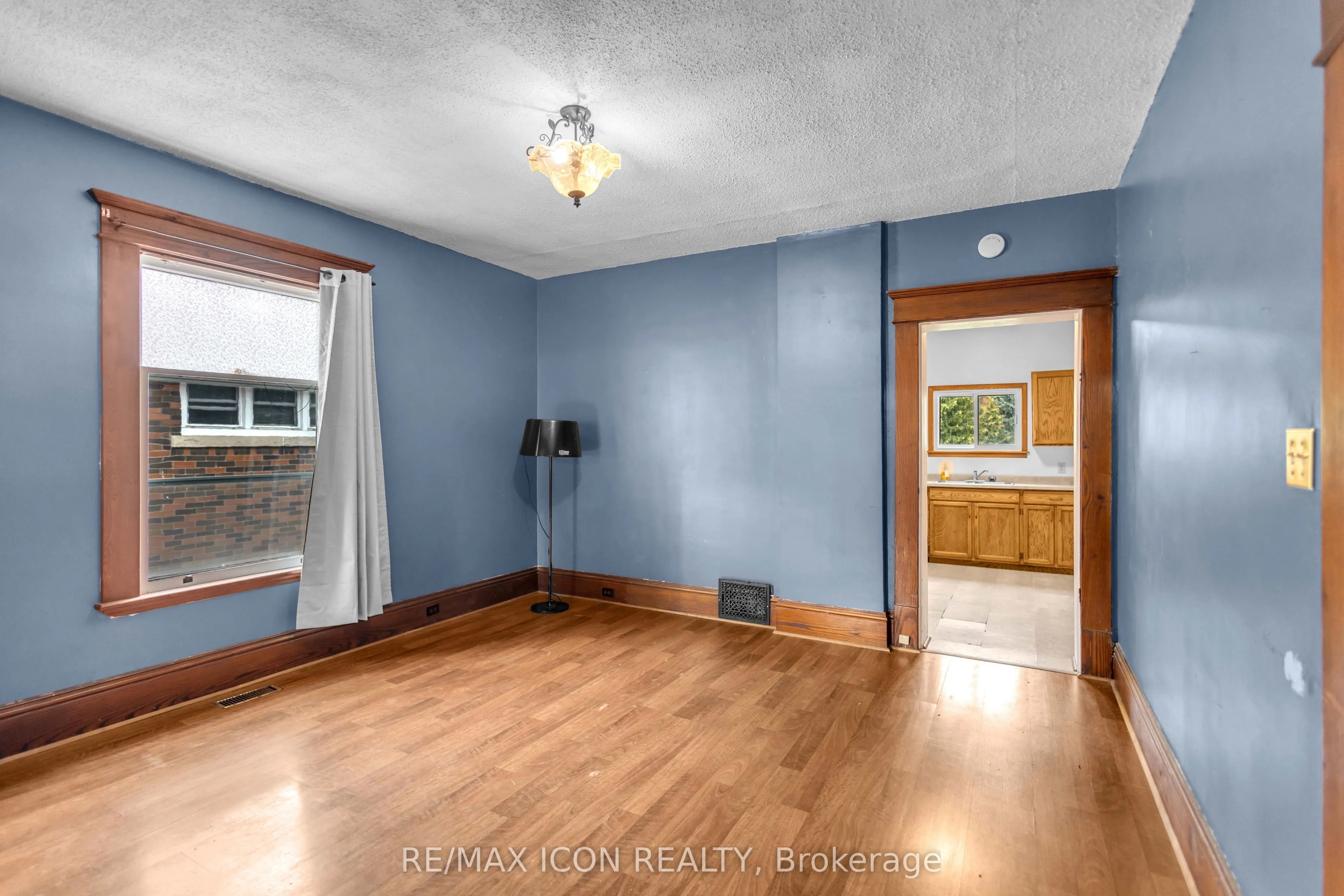 49 Mintern Avenue