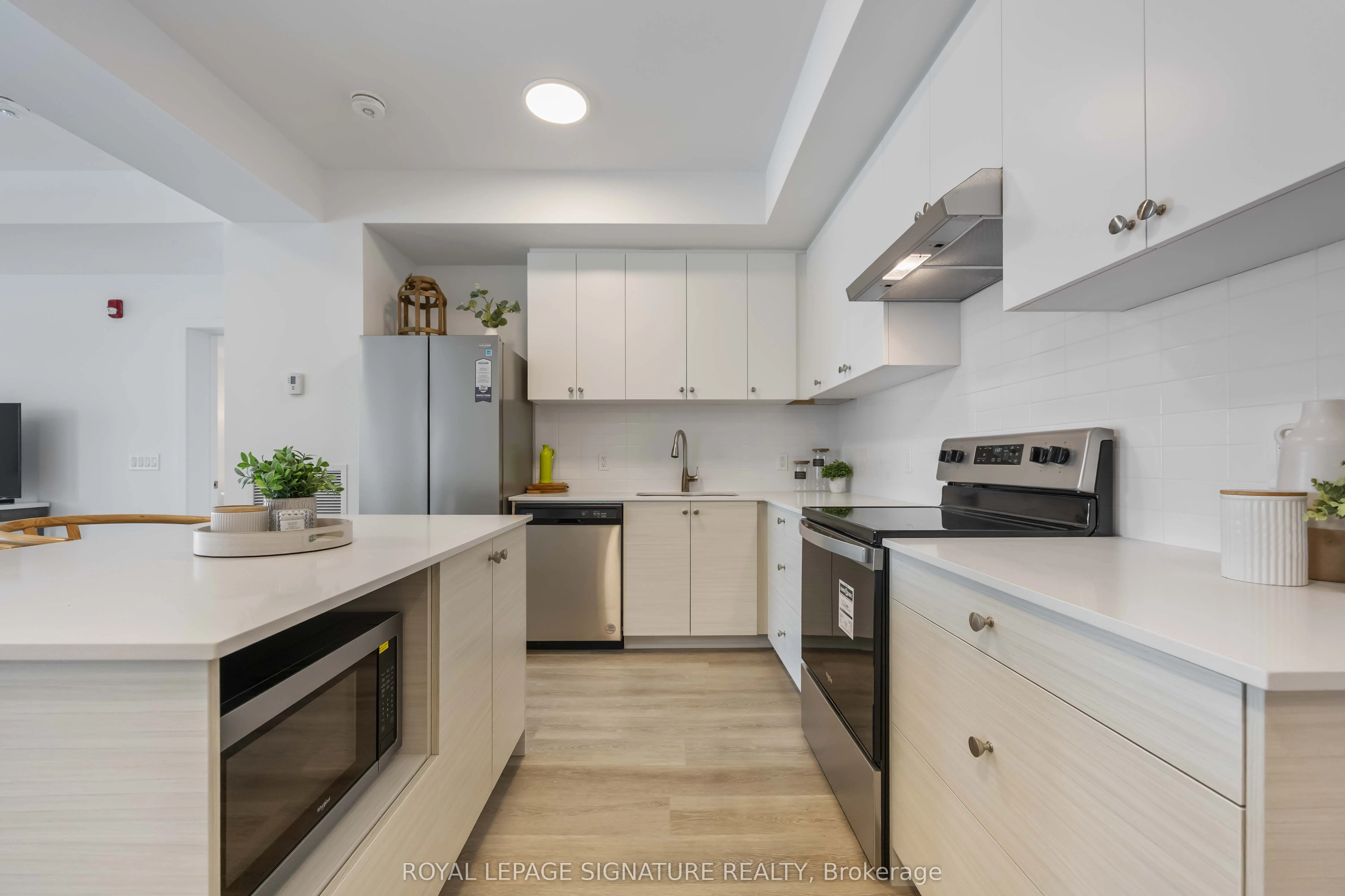 19B West Street N #303