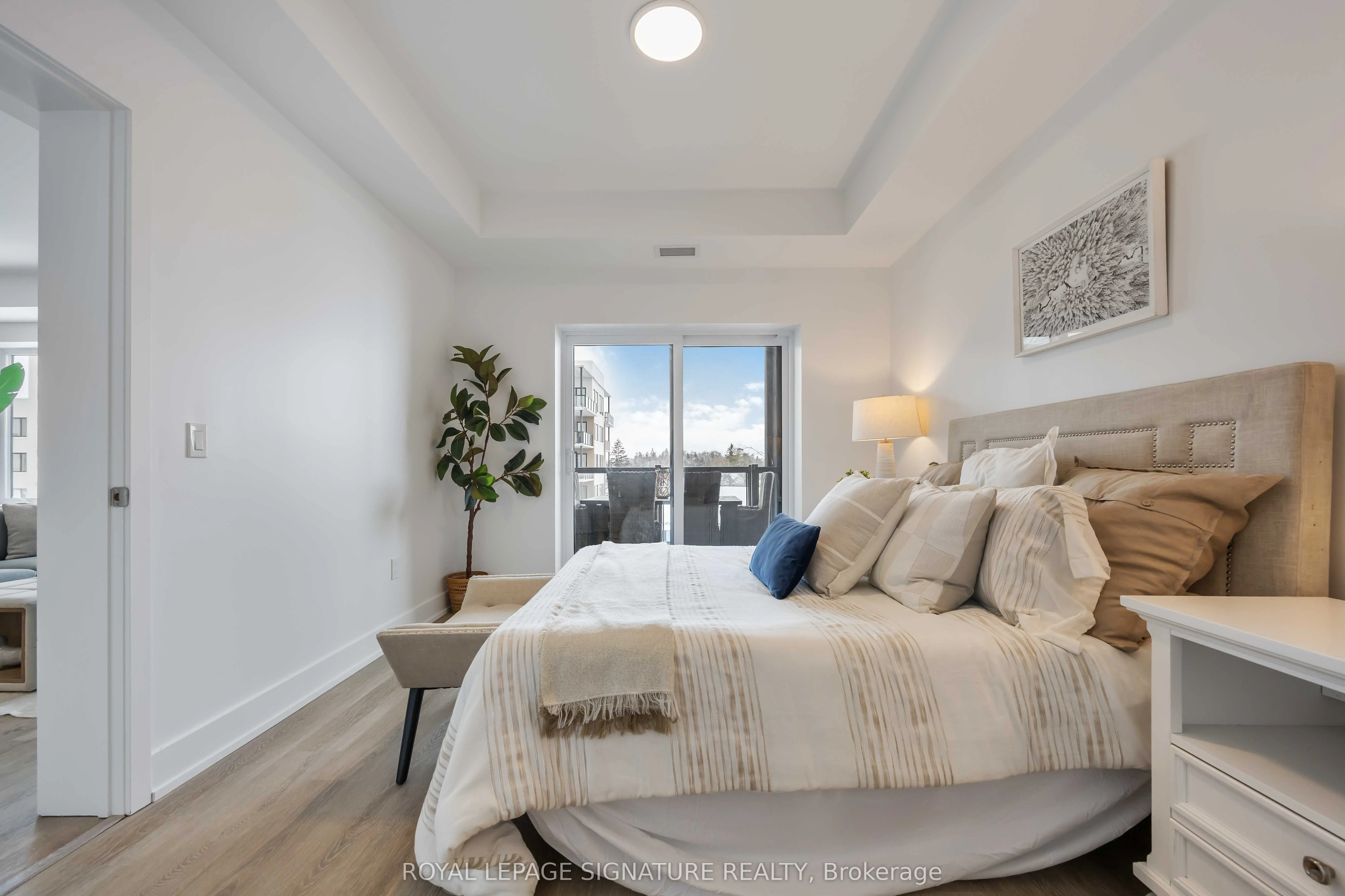 19B West Street N #303