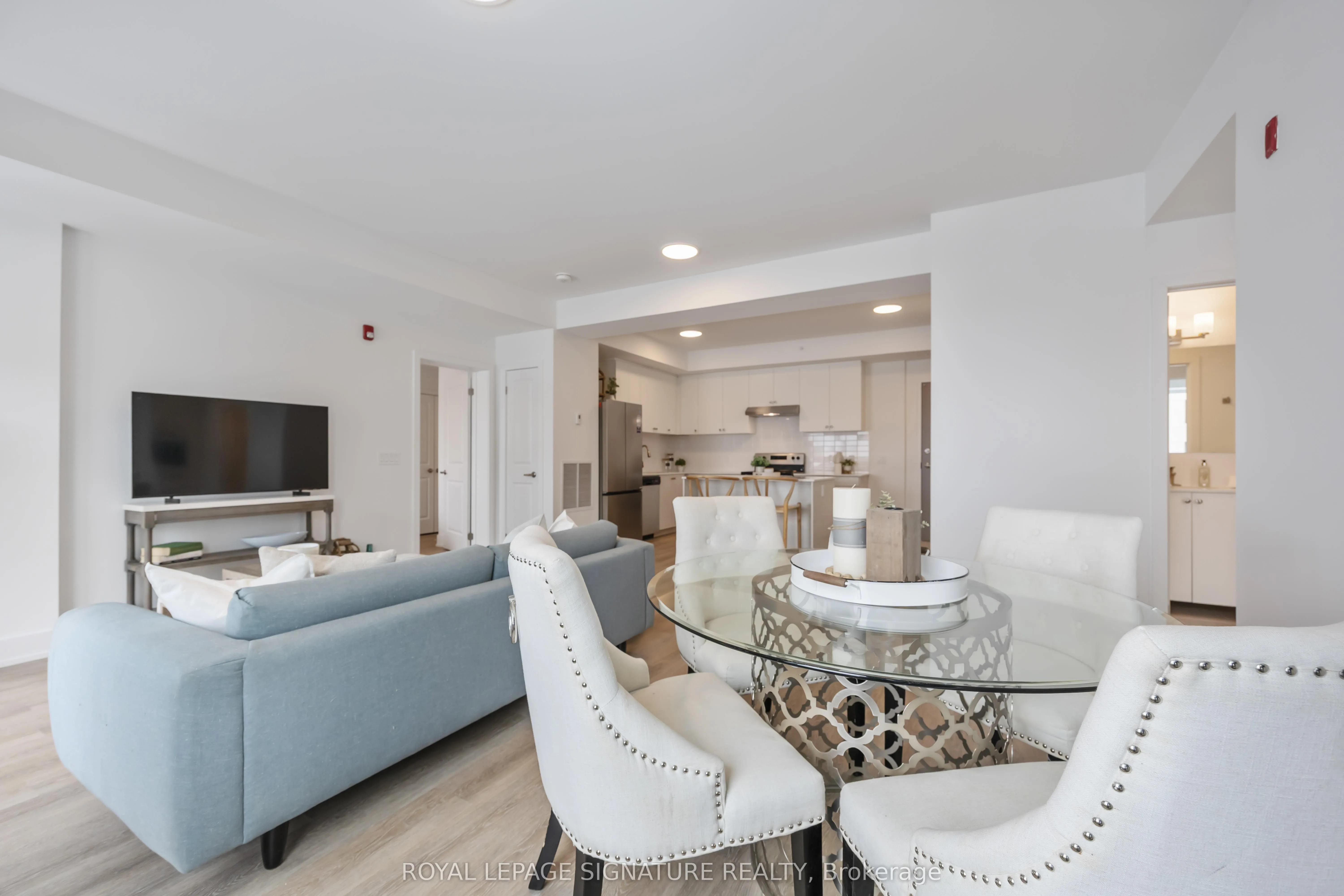 19B West Street N #303