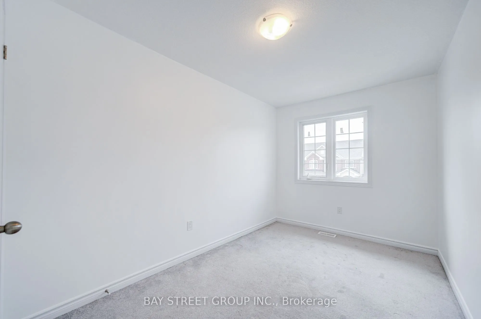 10 Elsegood Drive