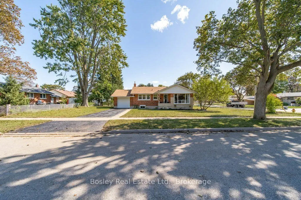 18 Maywood Road