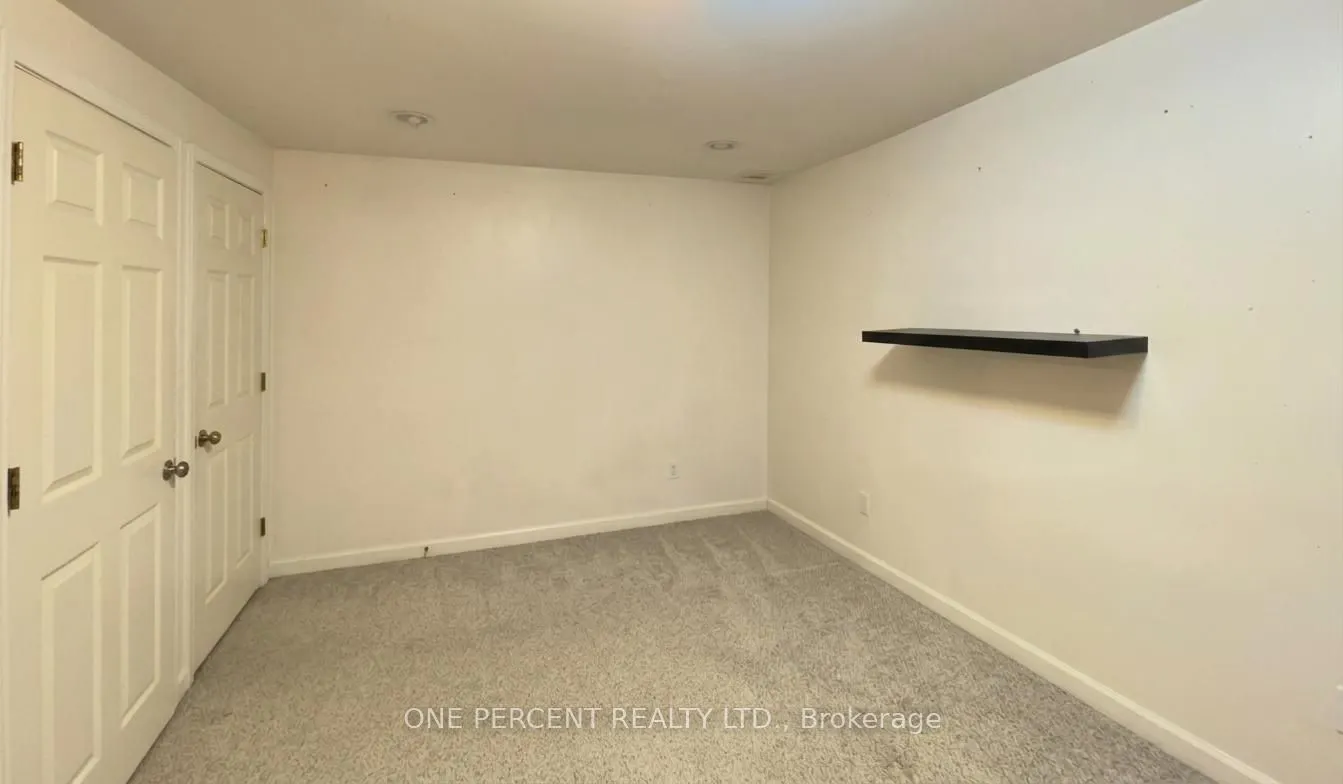 65 Dorchester Boulevard #5