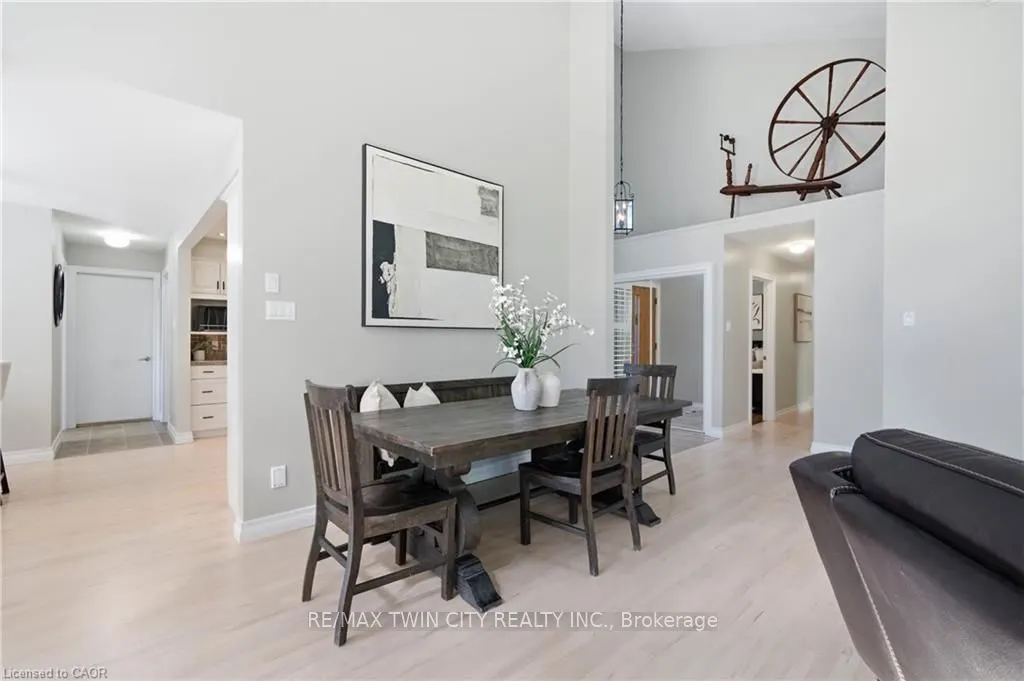 6471 Sideroad 15 Road