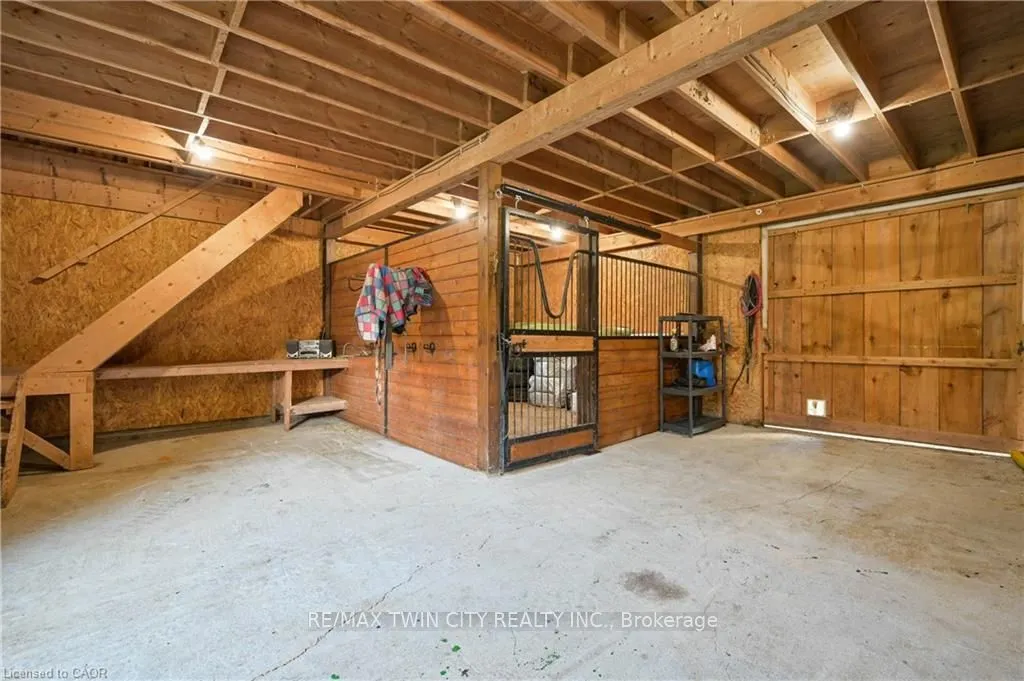 6471 Sideroad 15 Road