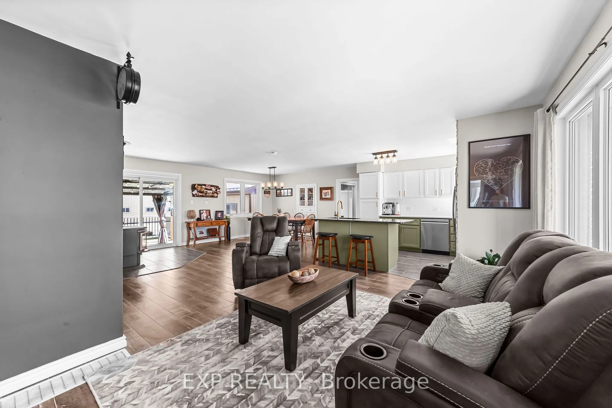 9221 Hickory Drive