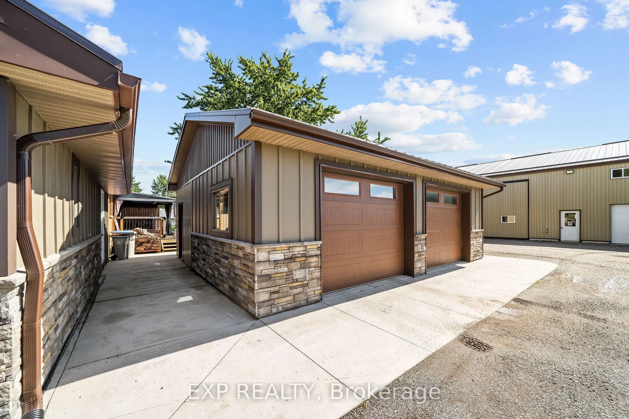 9221 Hickory Drive