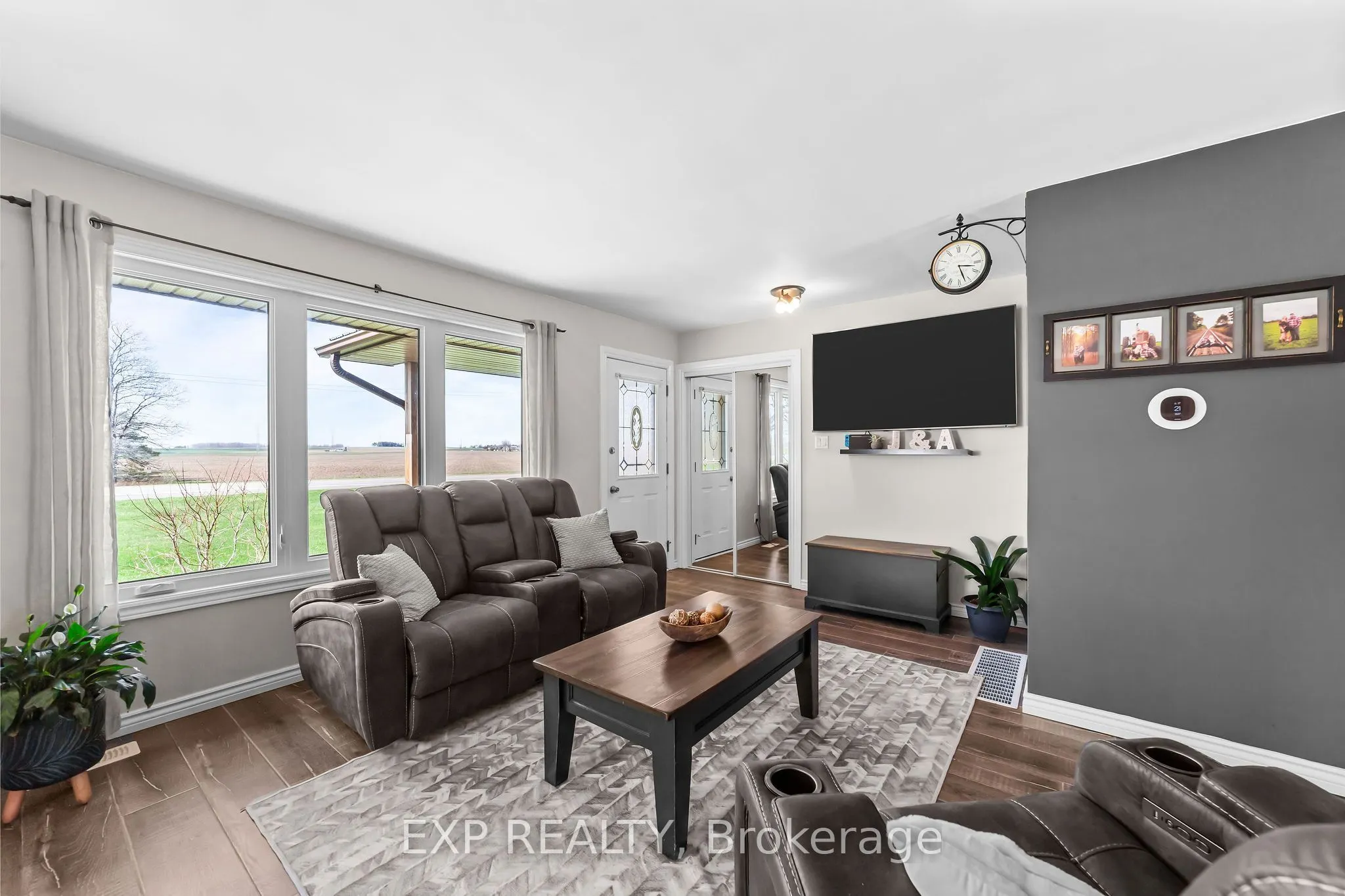 9221 Hickory Drive