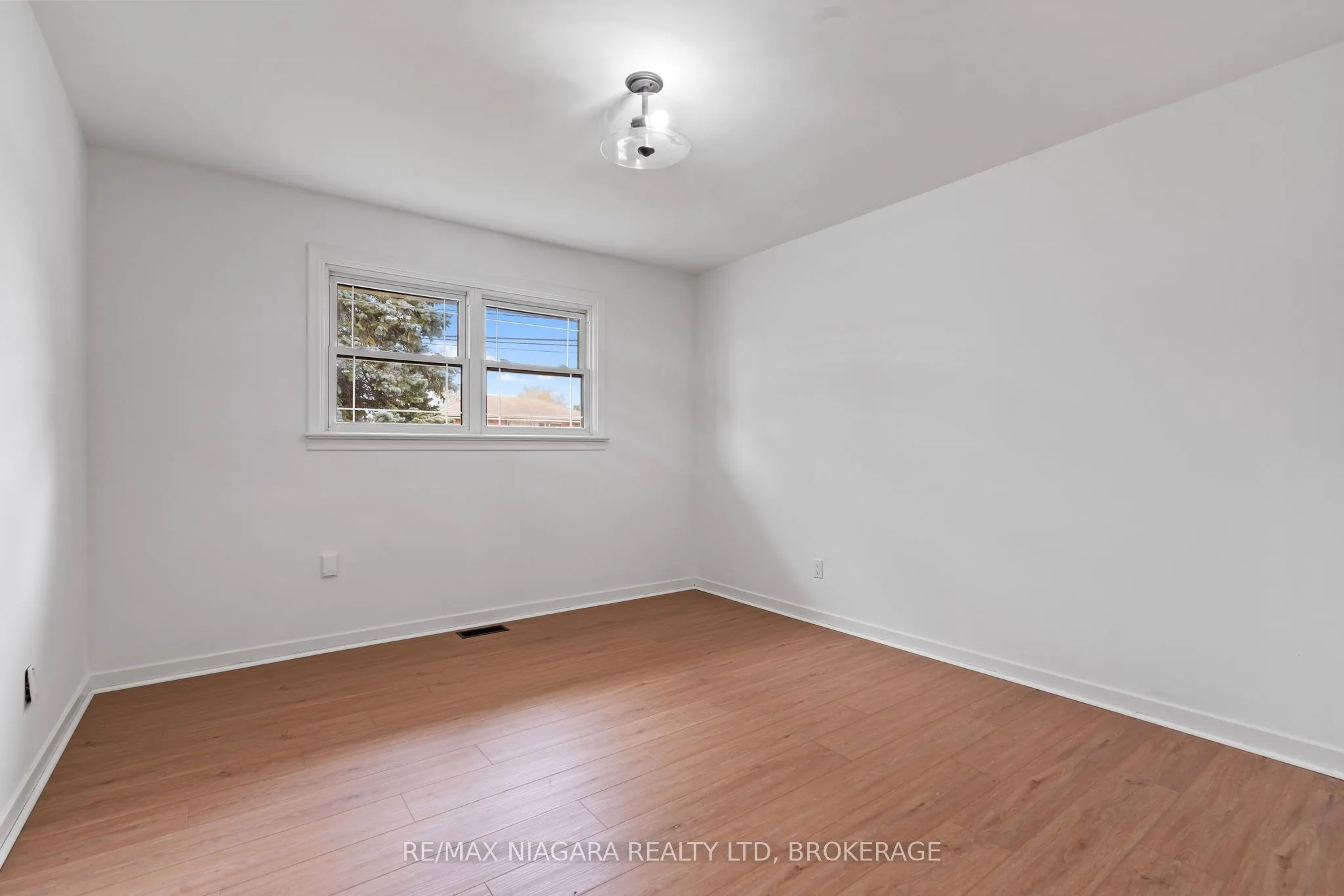 241 Bertie Street