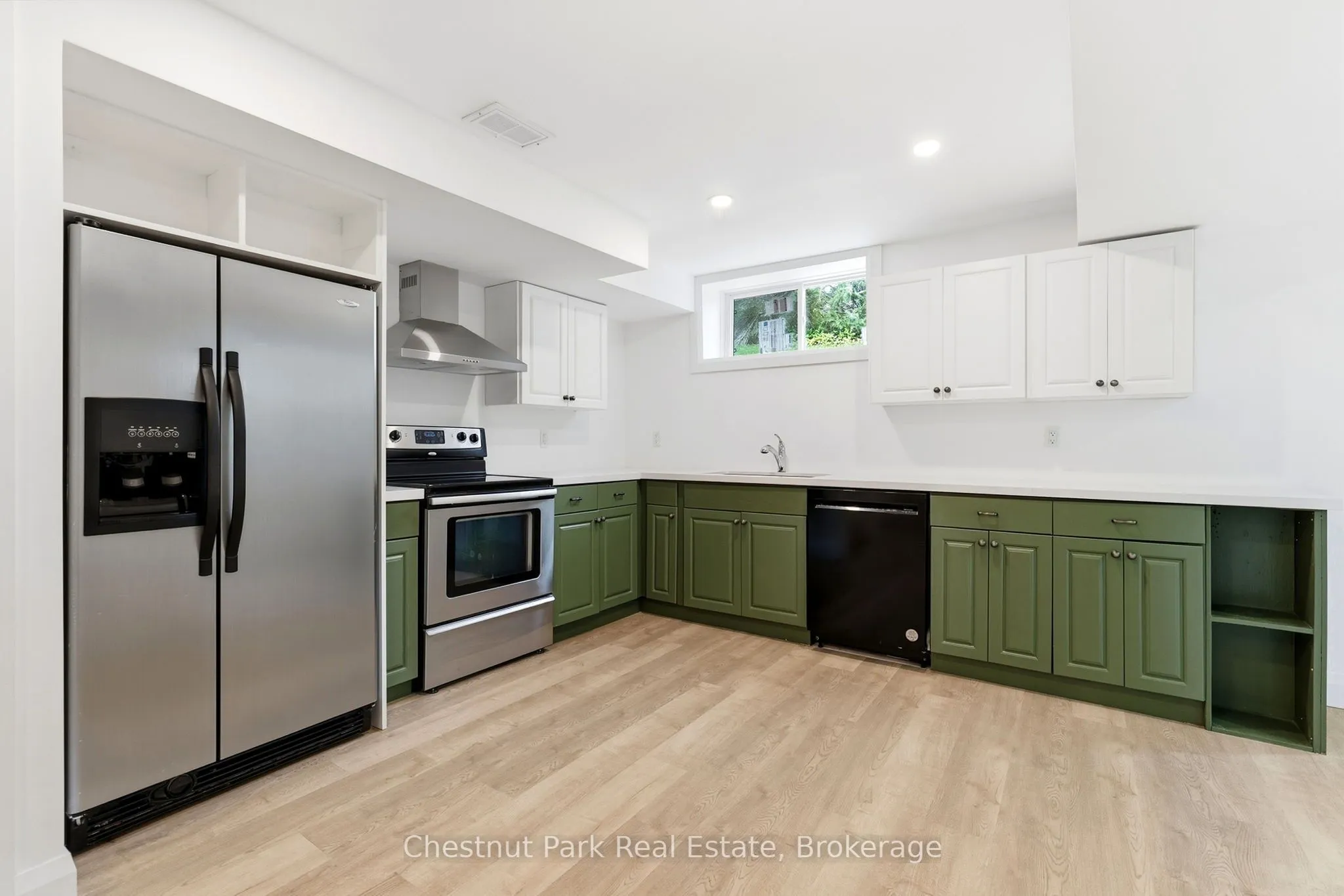 30 Catharine Crescent