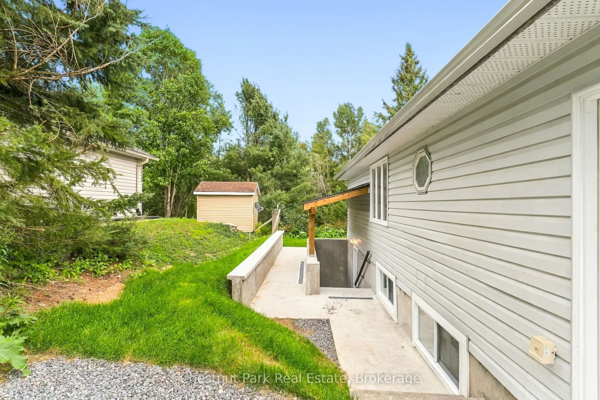 30 Catharine Crescent