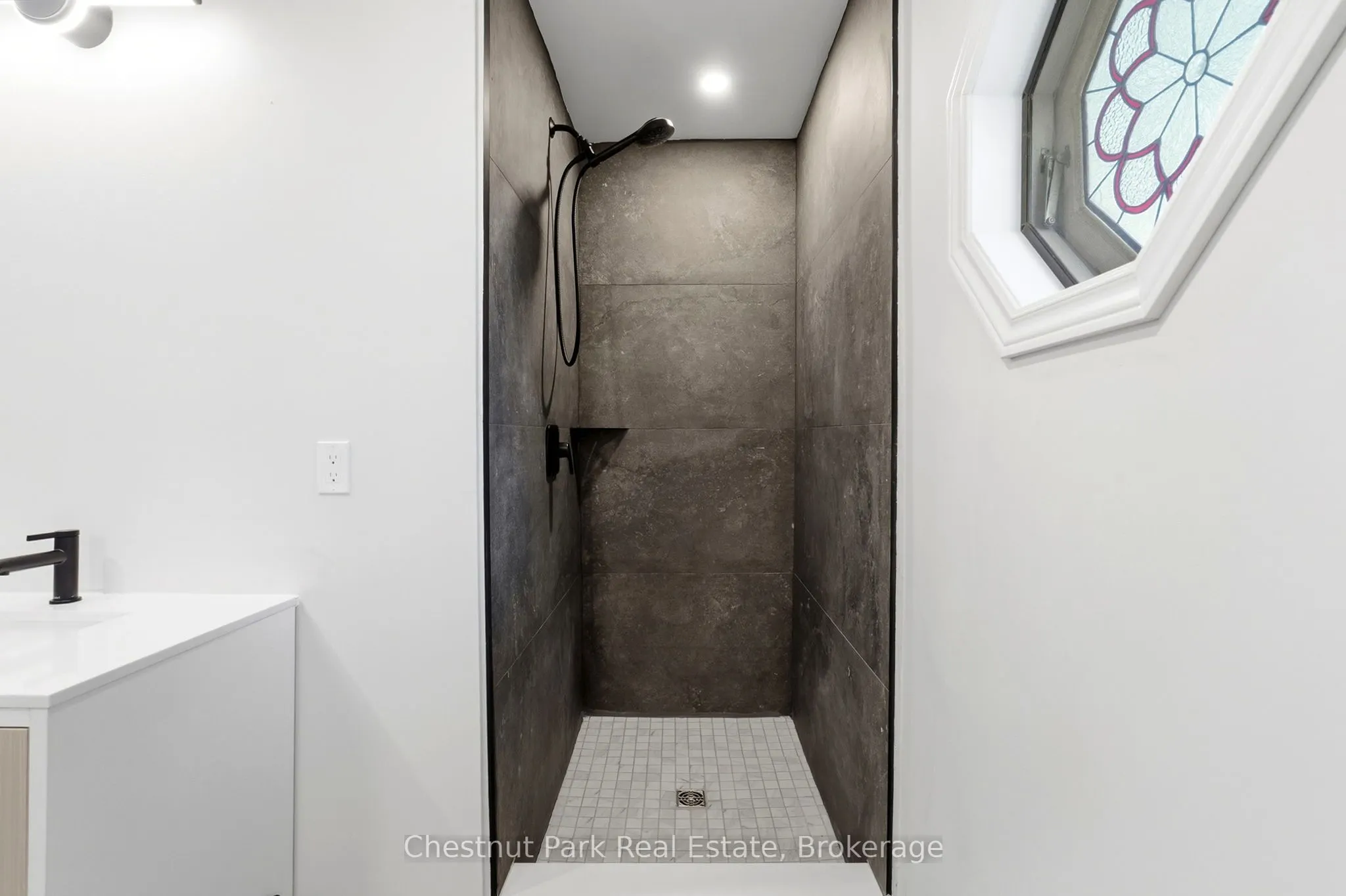 30 Catharine Crescent