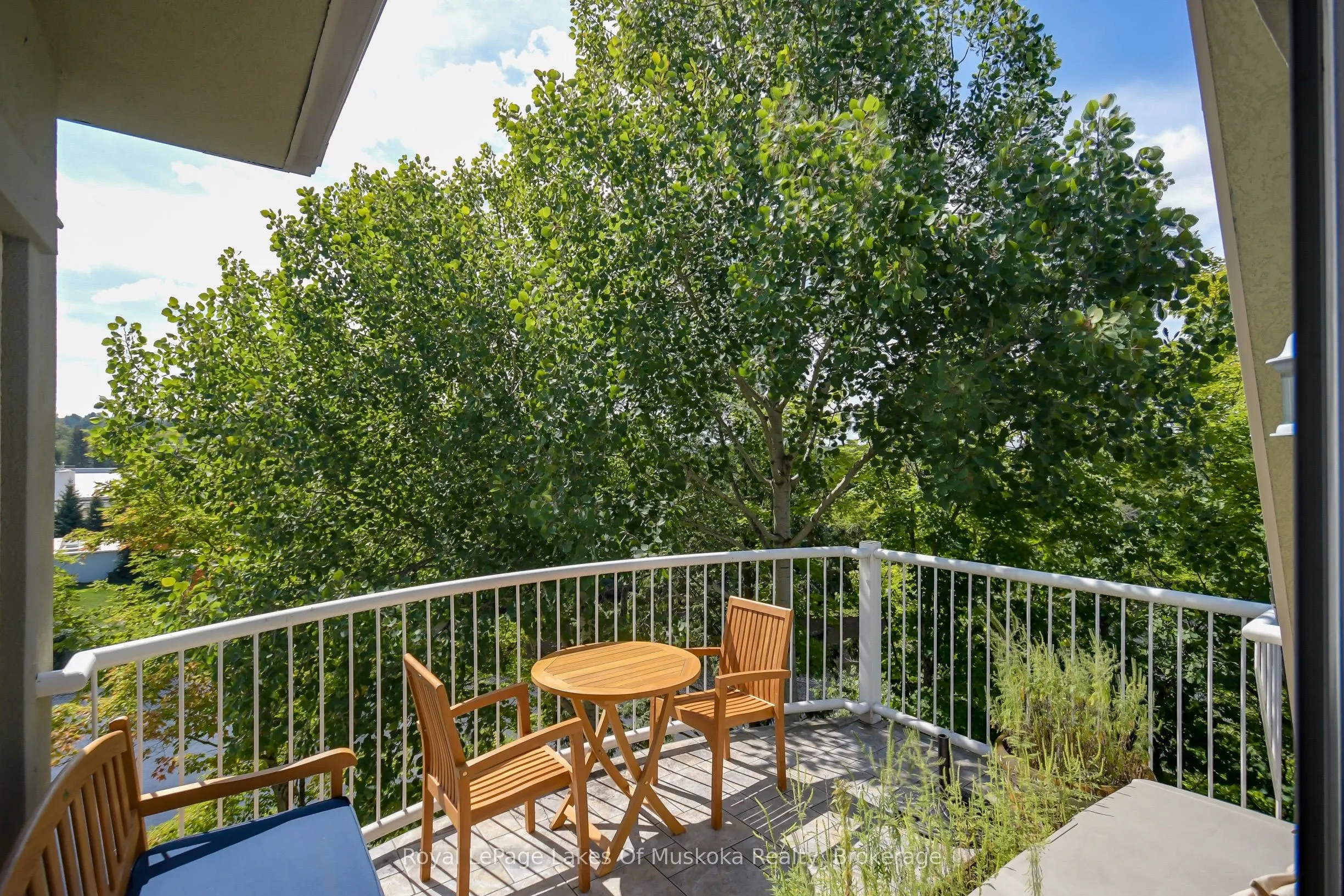 31 Dairy Lane #401