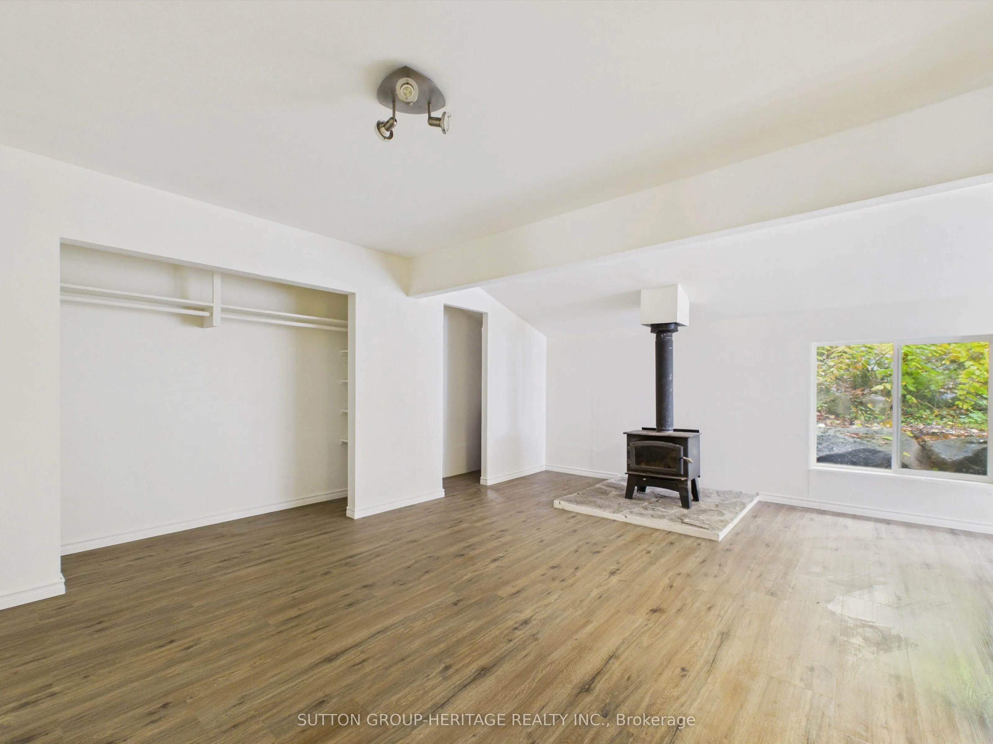 28 Joseph Street