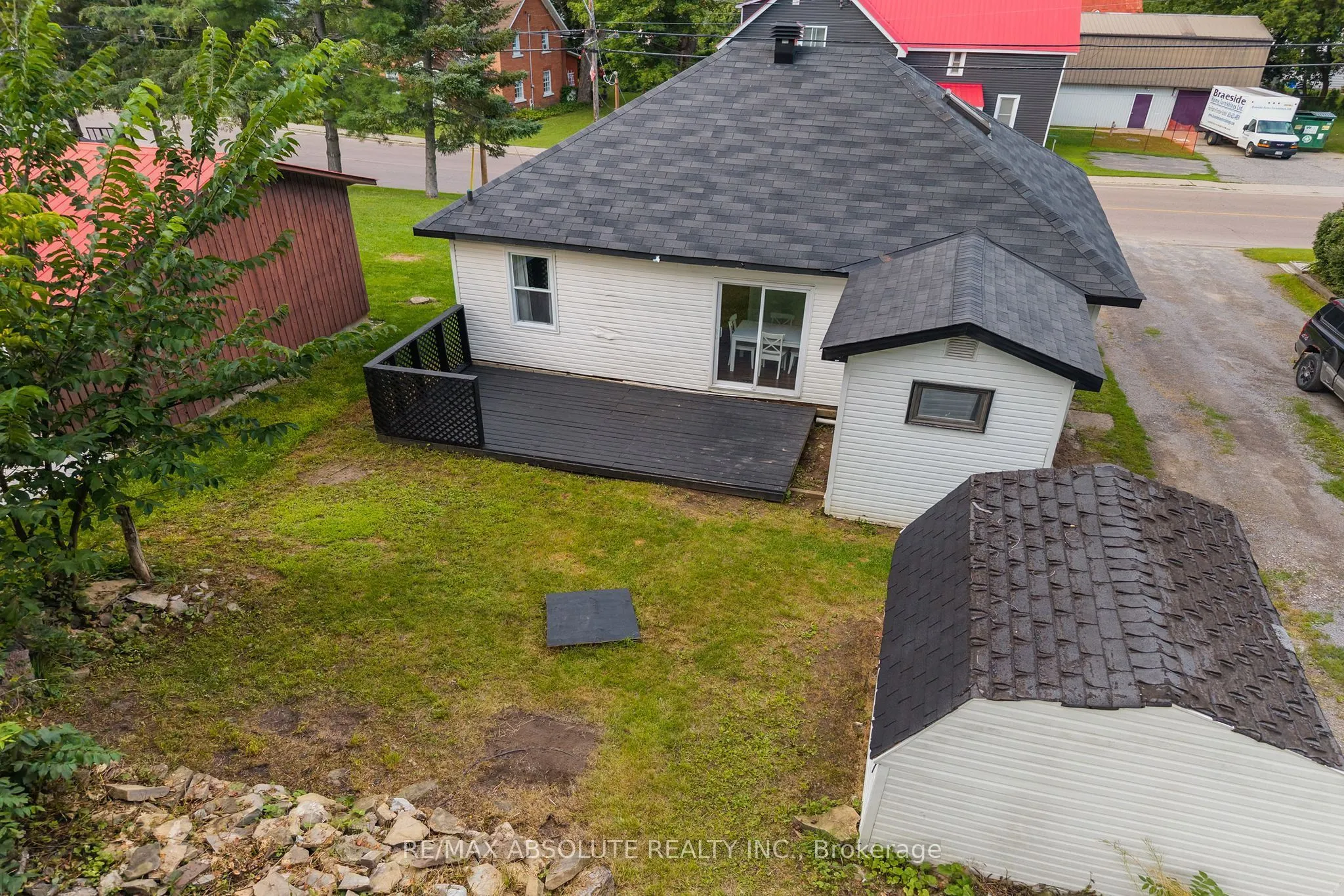 853 B River Road