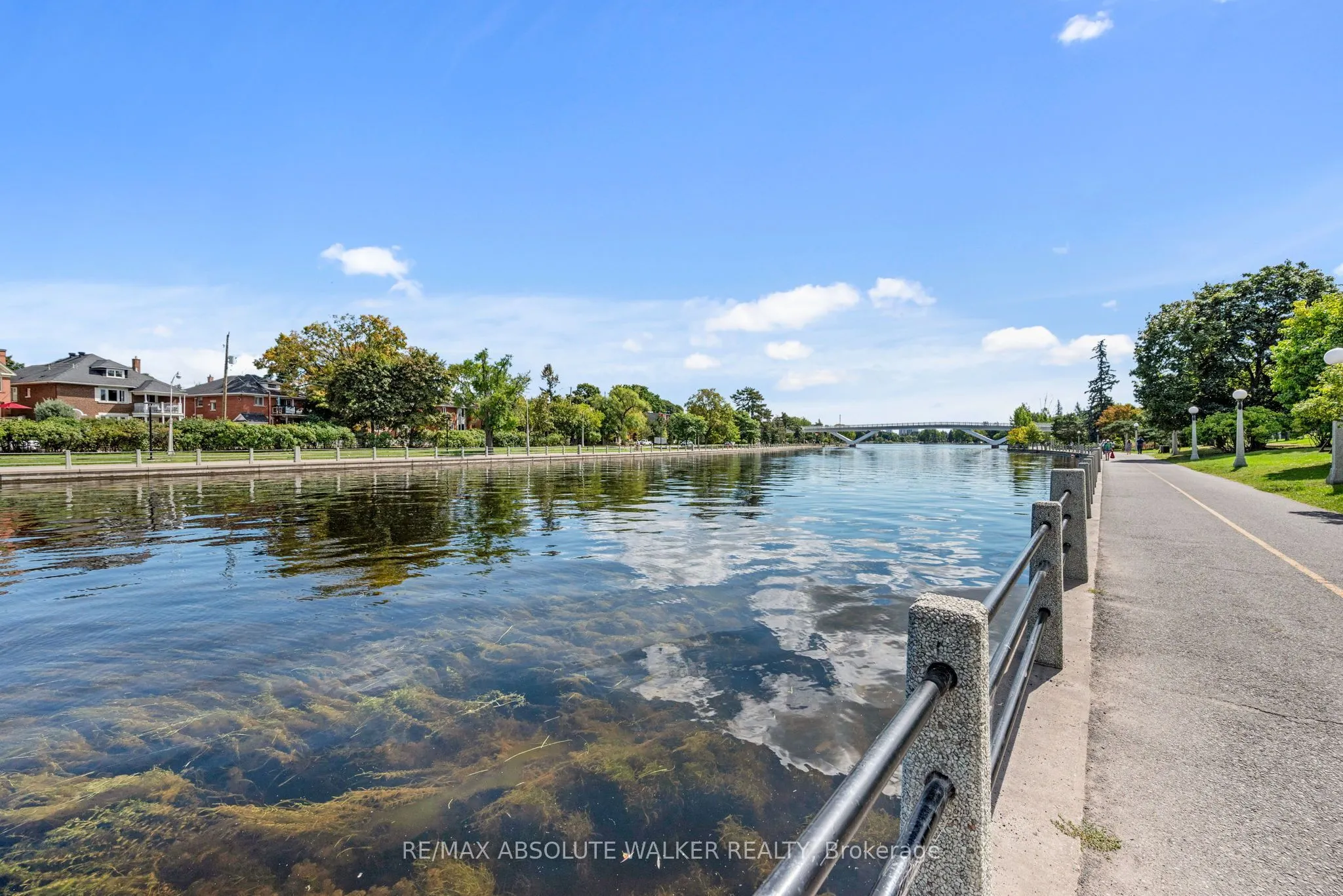 300 Queen Elizabeth Drive #9B