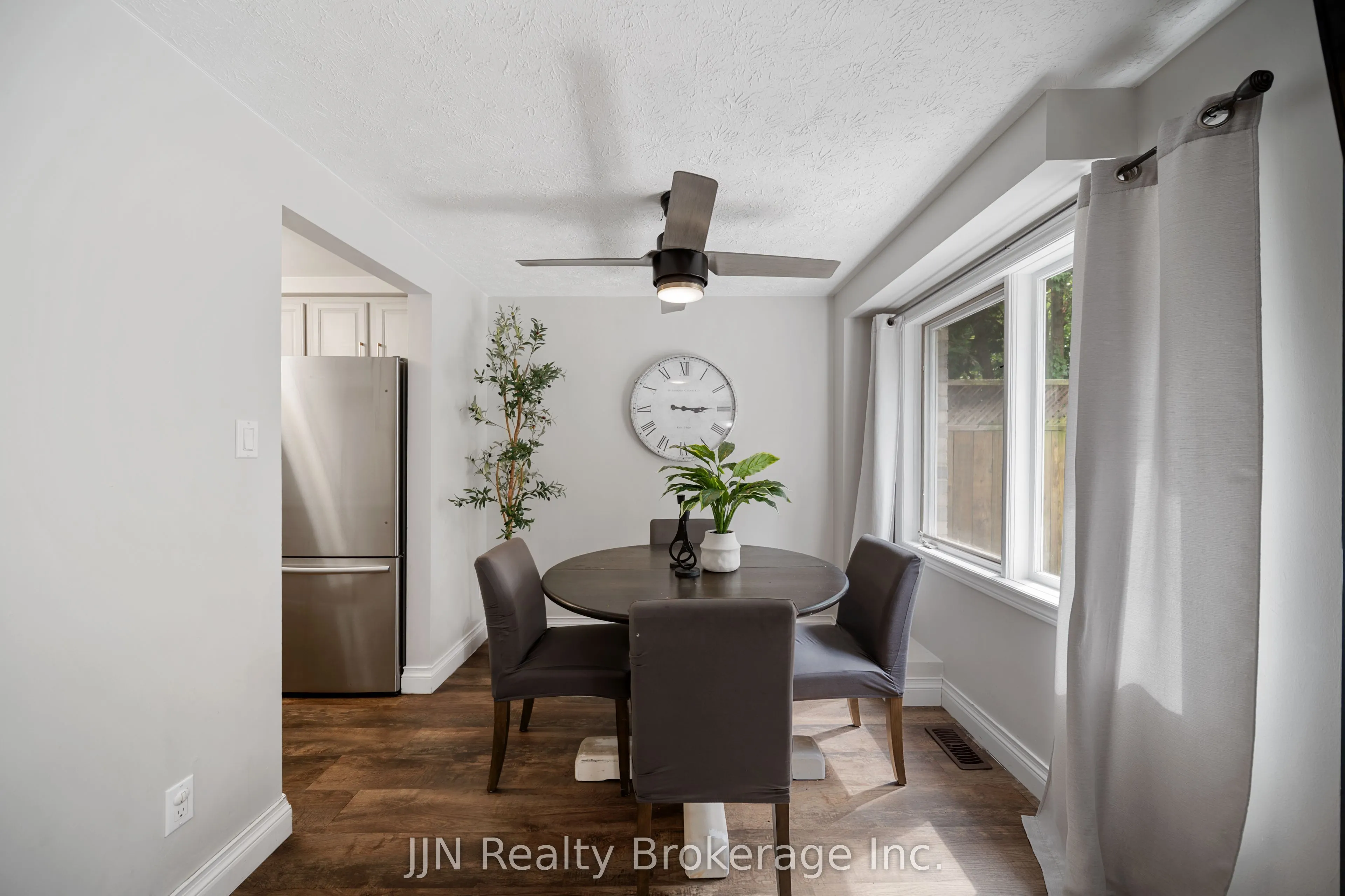 45 Freeman Crescent